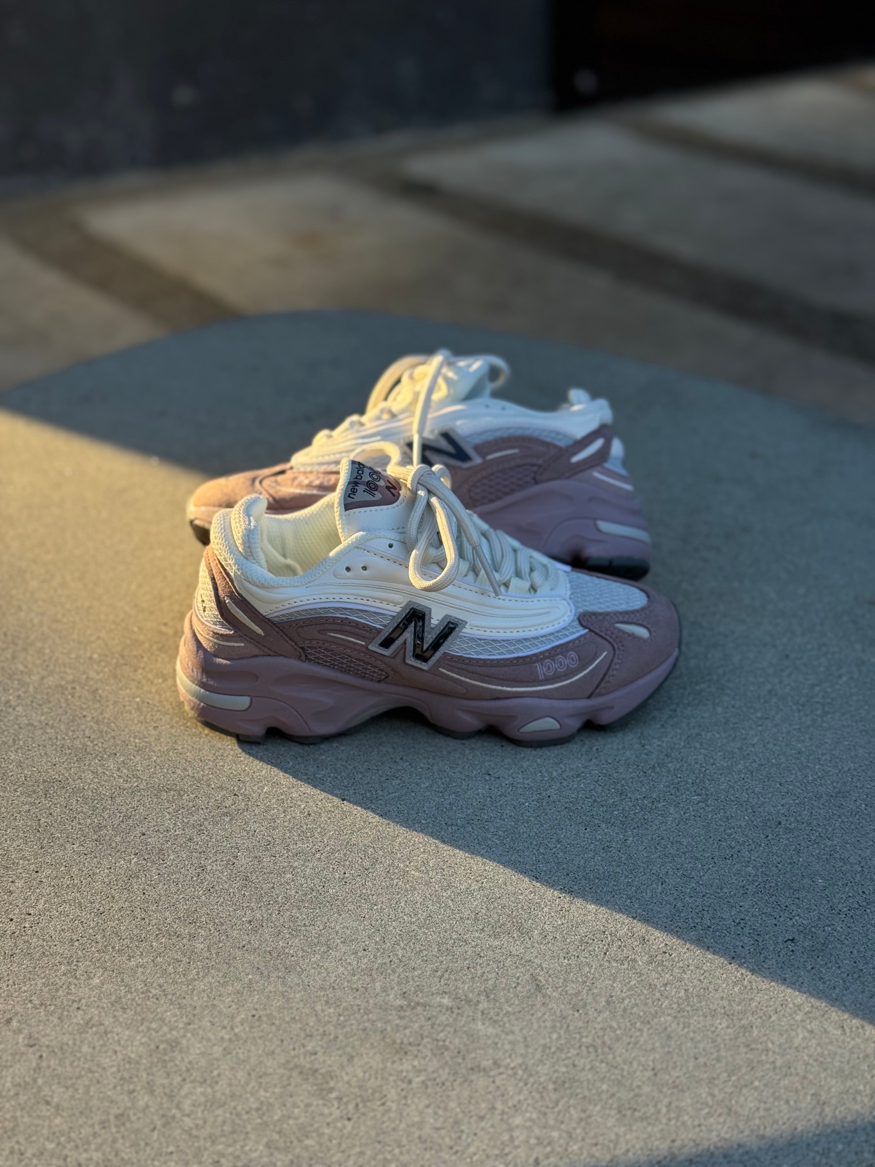 New Balance 1000 Light Mauve