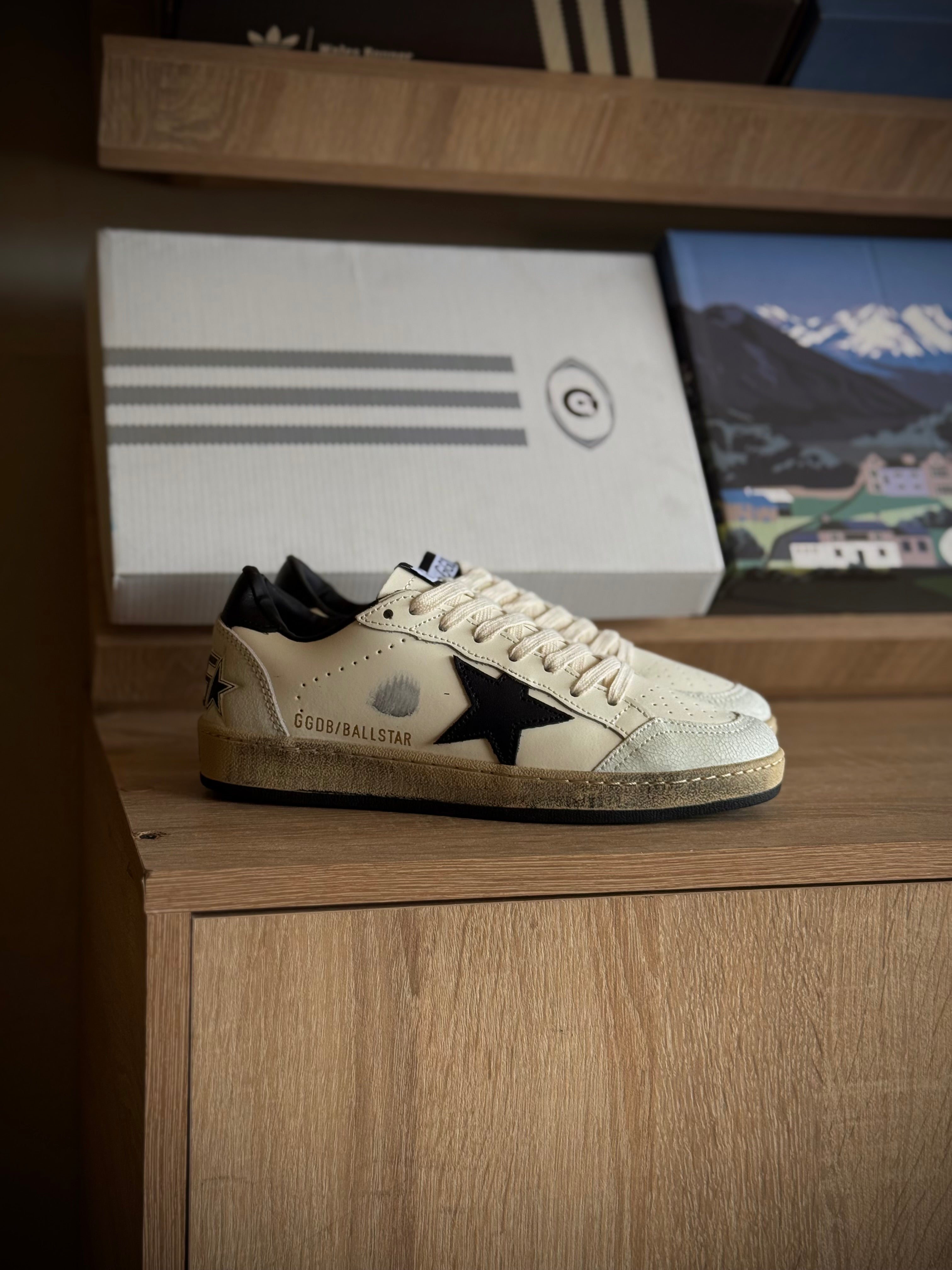 Golden Goose Ball Star Black