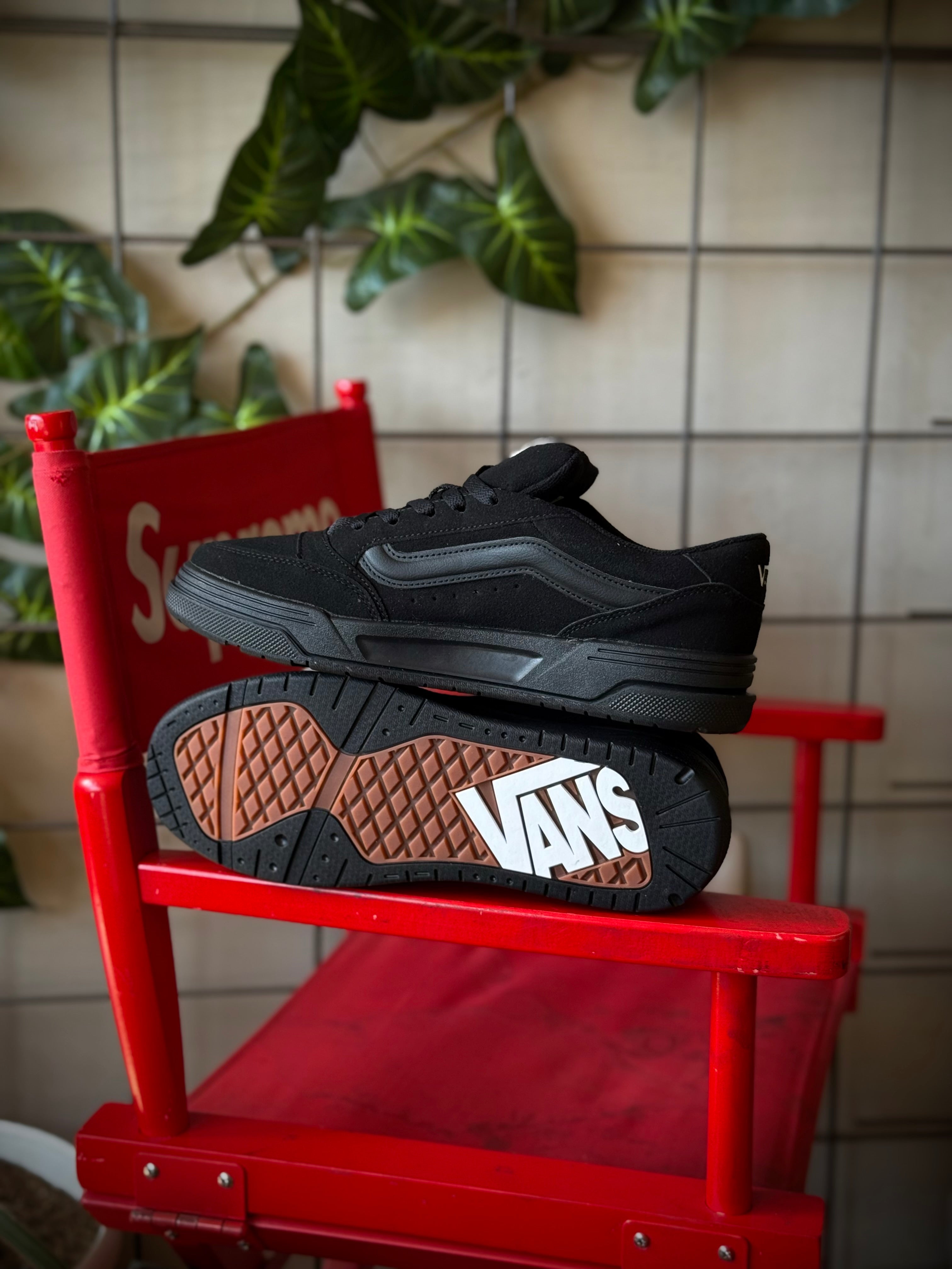 Vans Hylane Triple Black