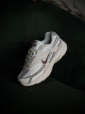 Nike Initiator Beige
