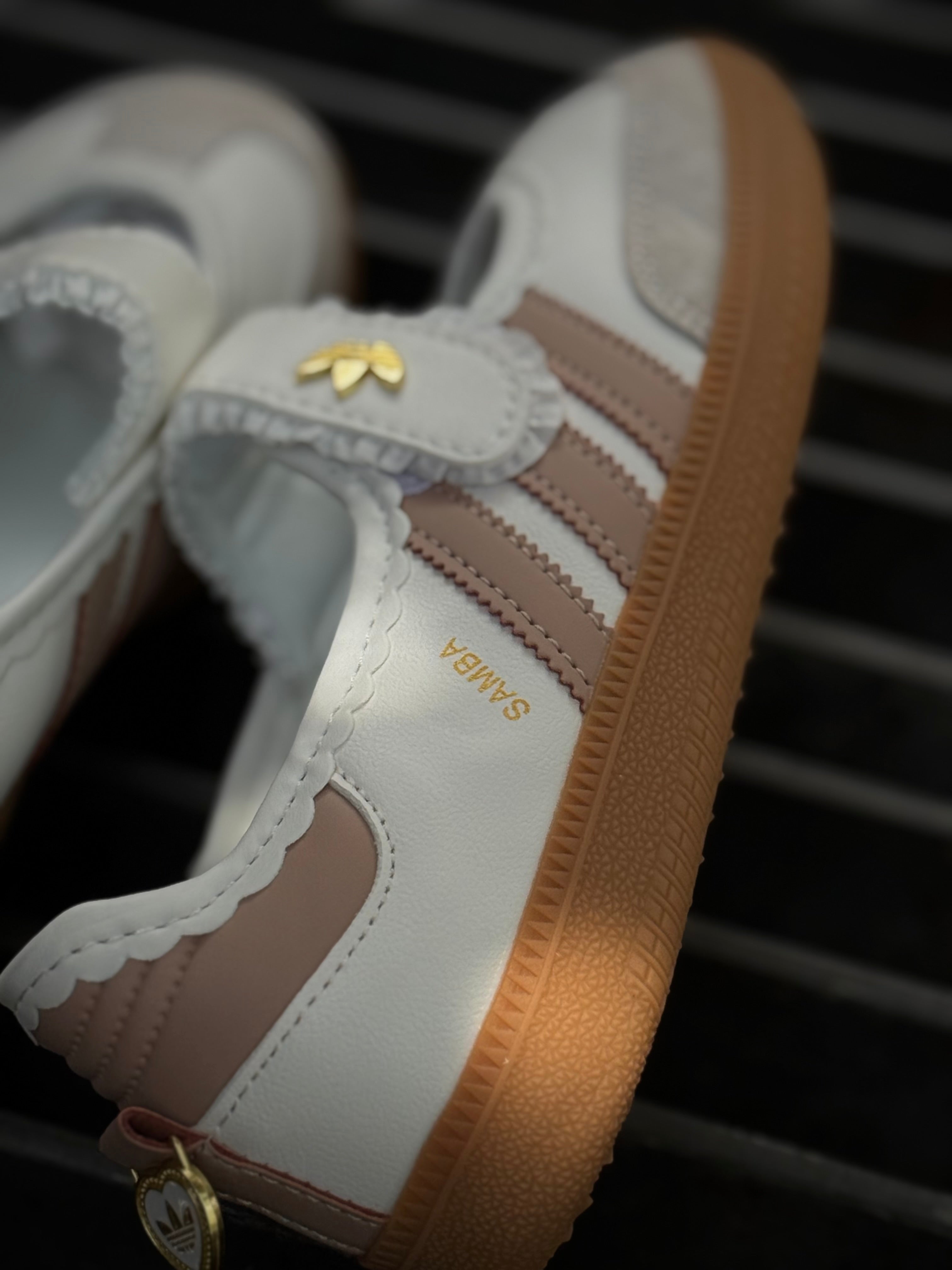 Adidas Jane Beige