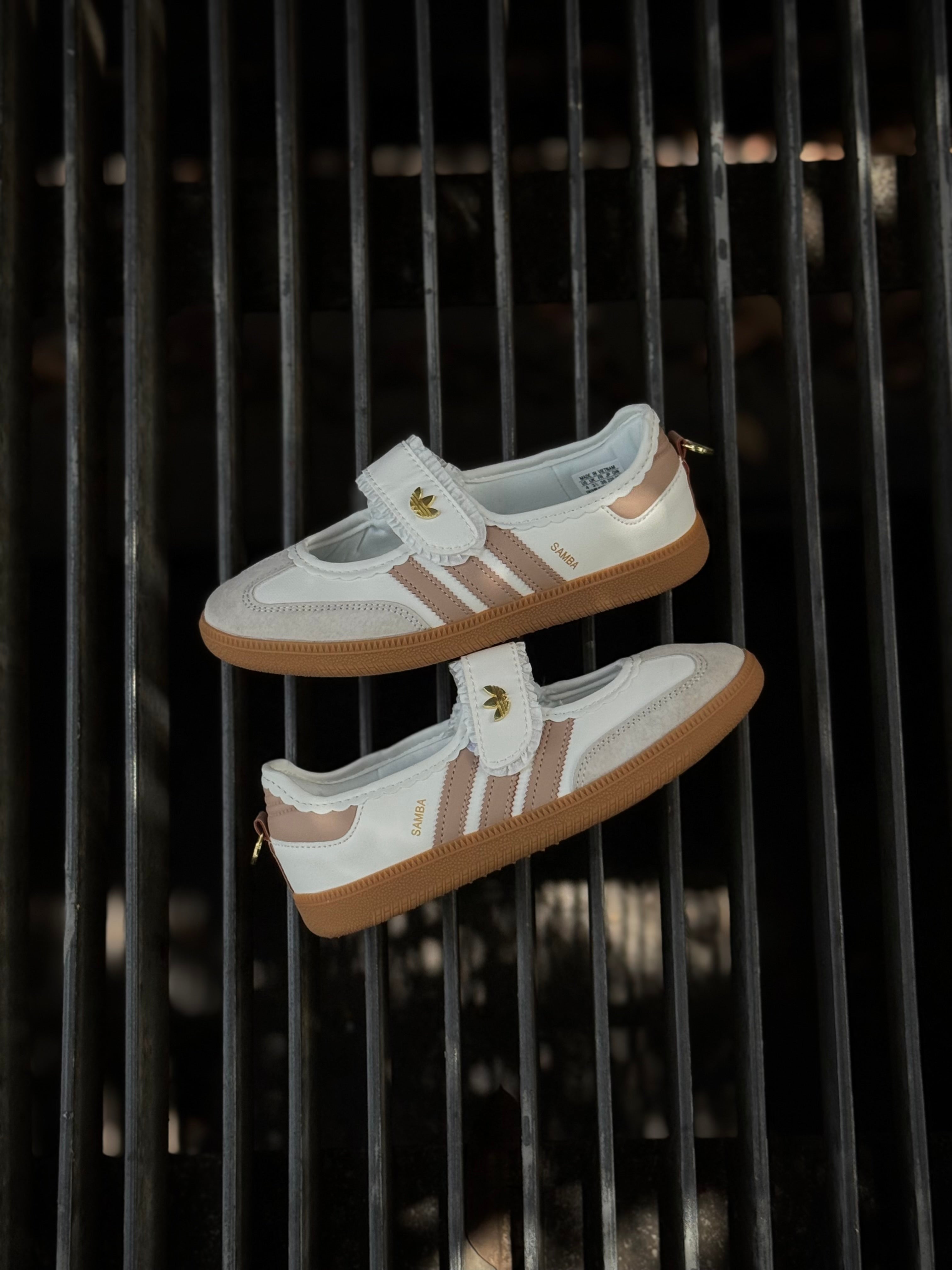 Adidas Jane Beige