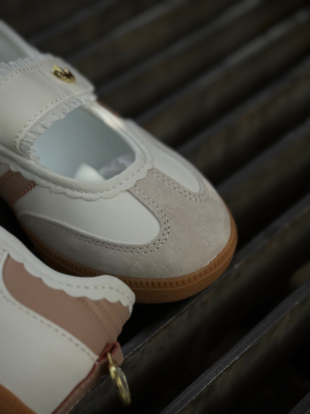 Adidas Jane Beige