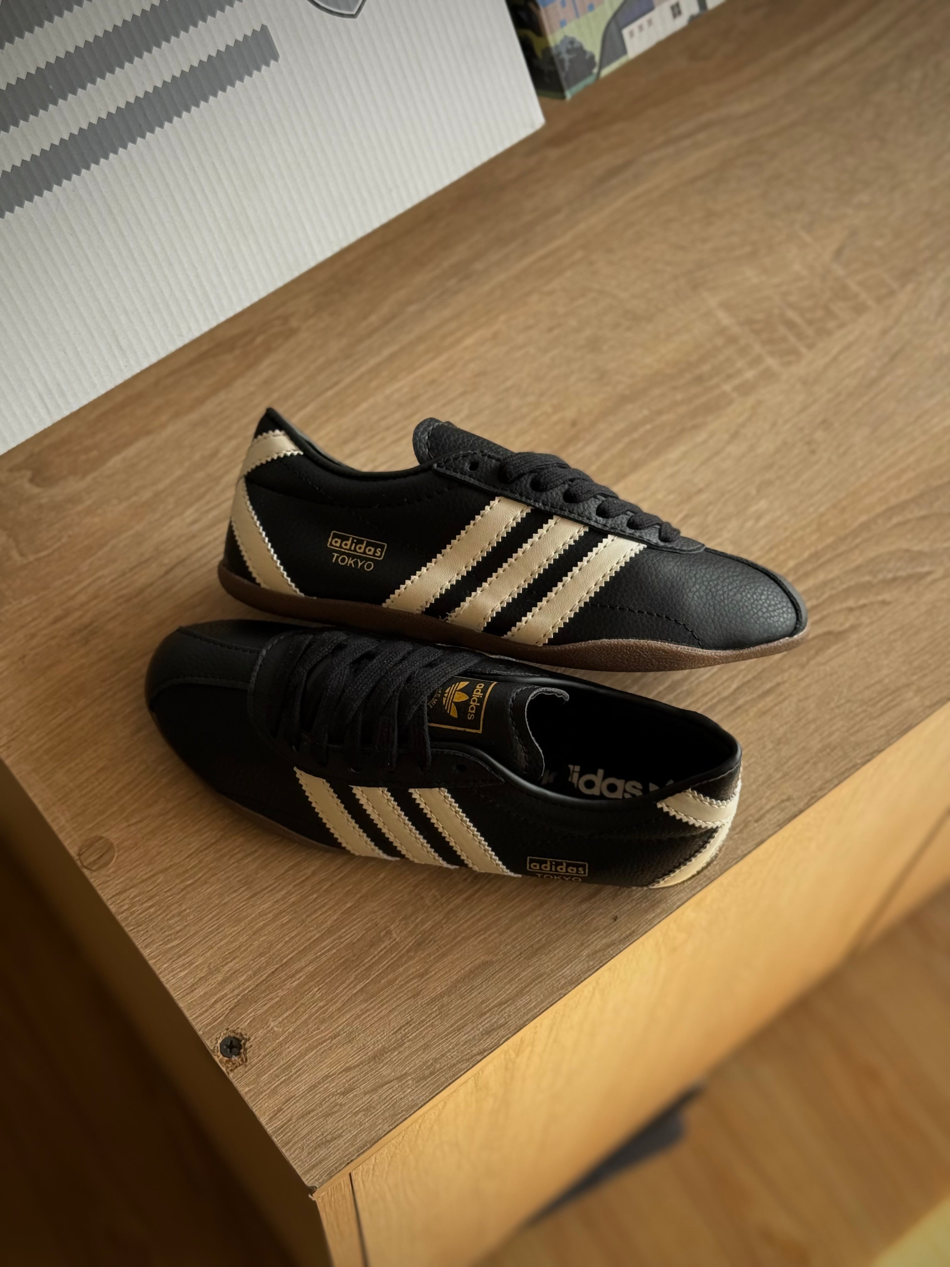 Adidas Tokio