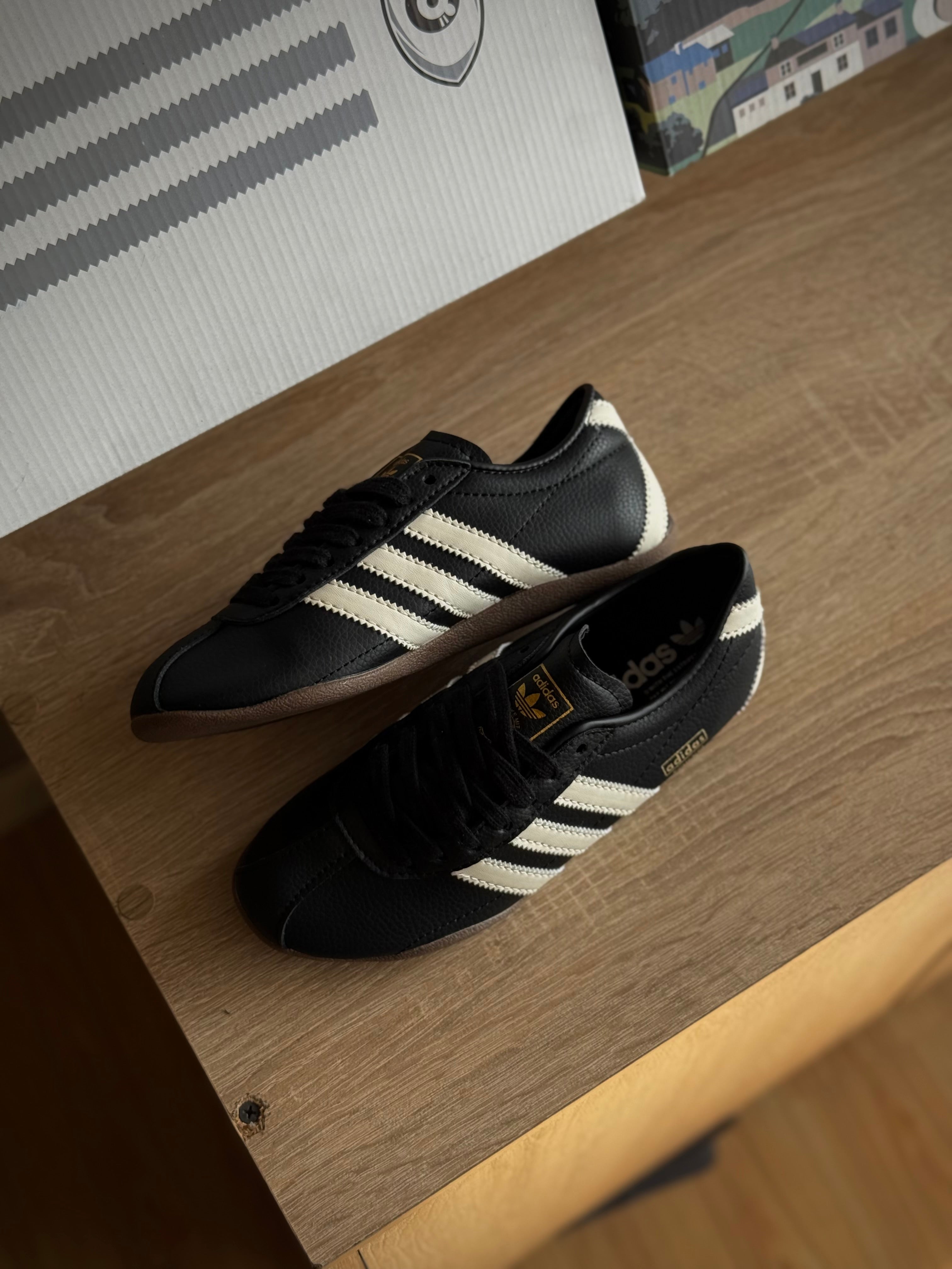 Adidas Tokio