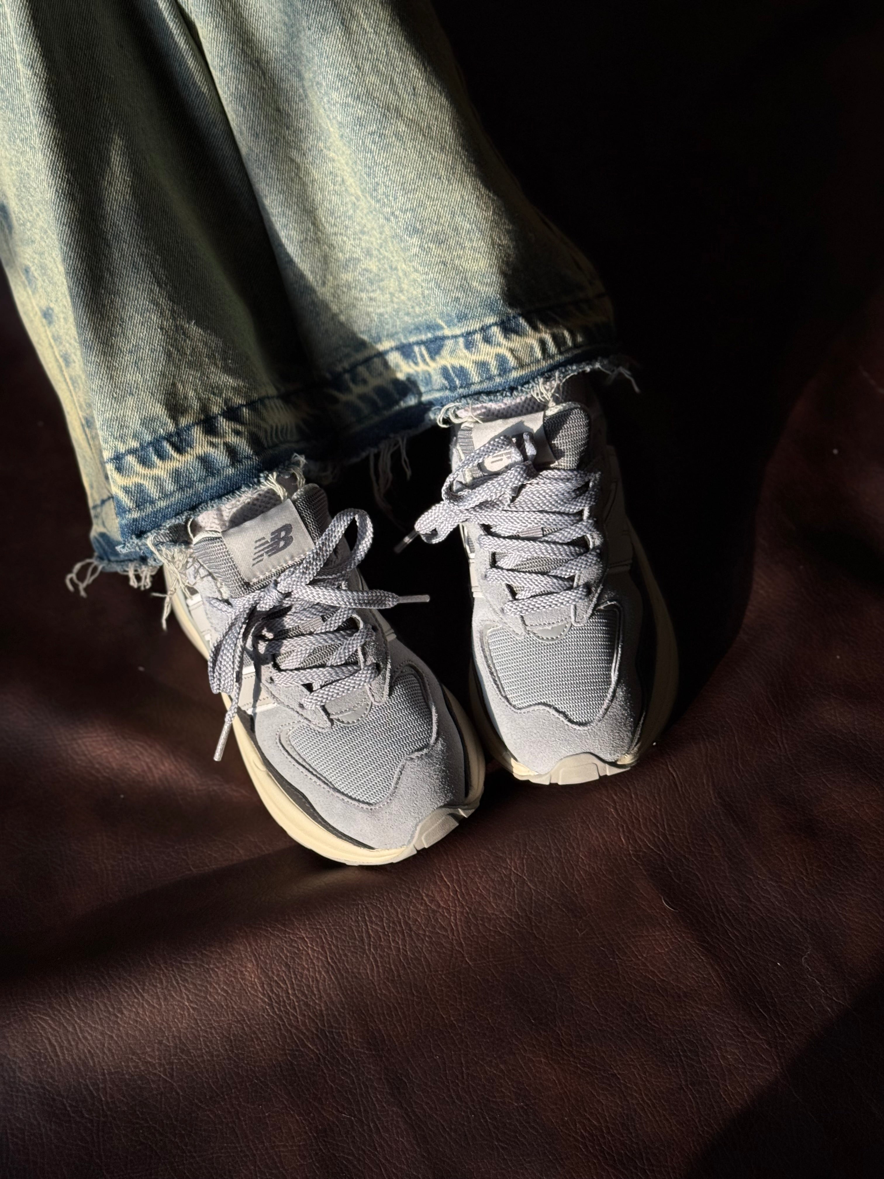 New Balance 57/40 - Black Grey