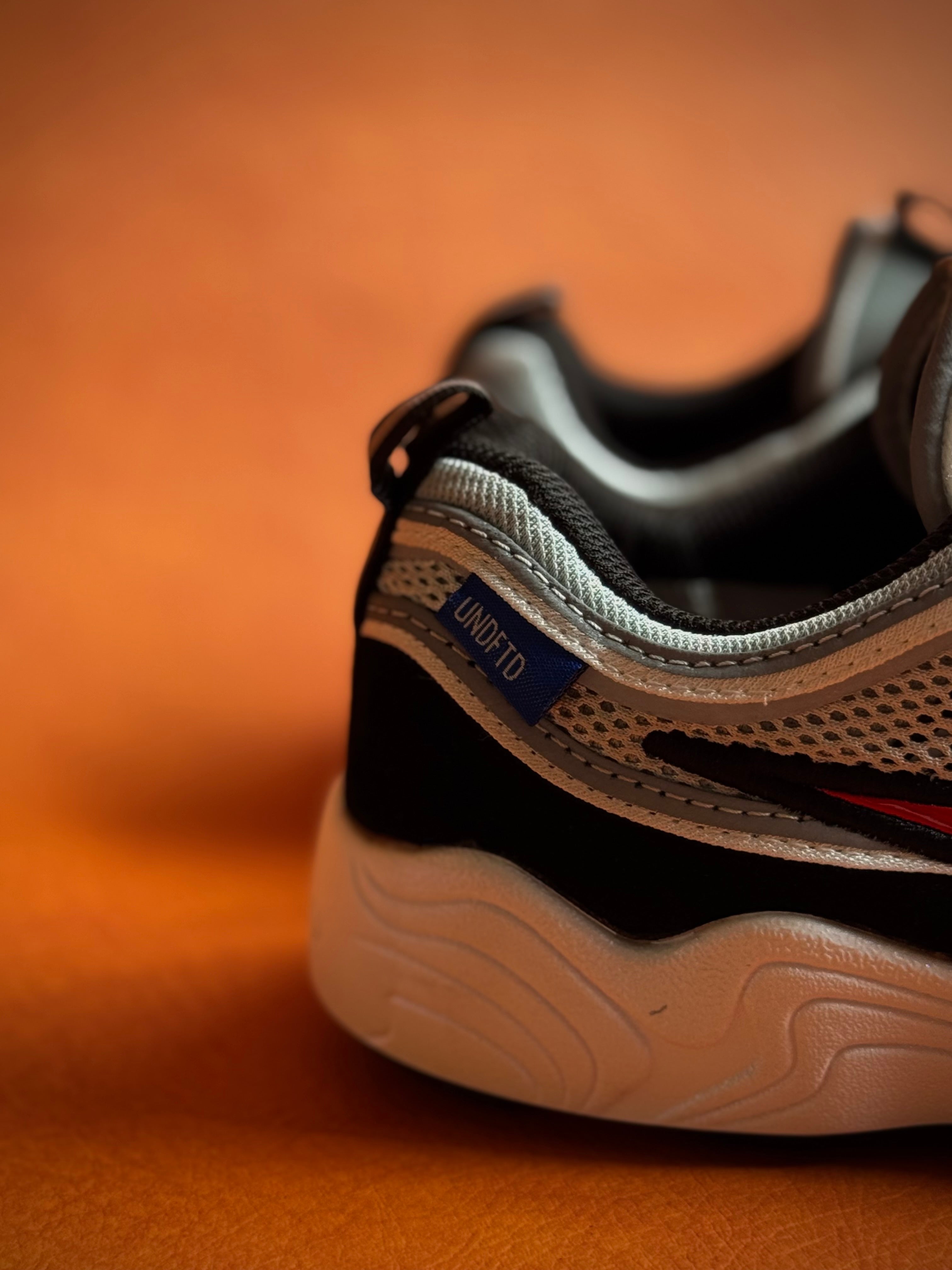 Nike Air Zoom Spiridon Metallic Silver