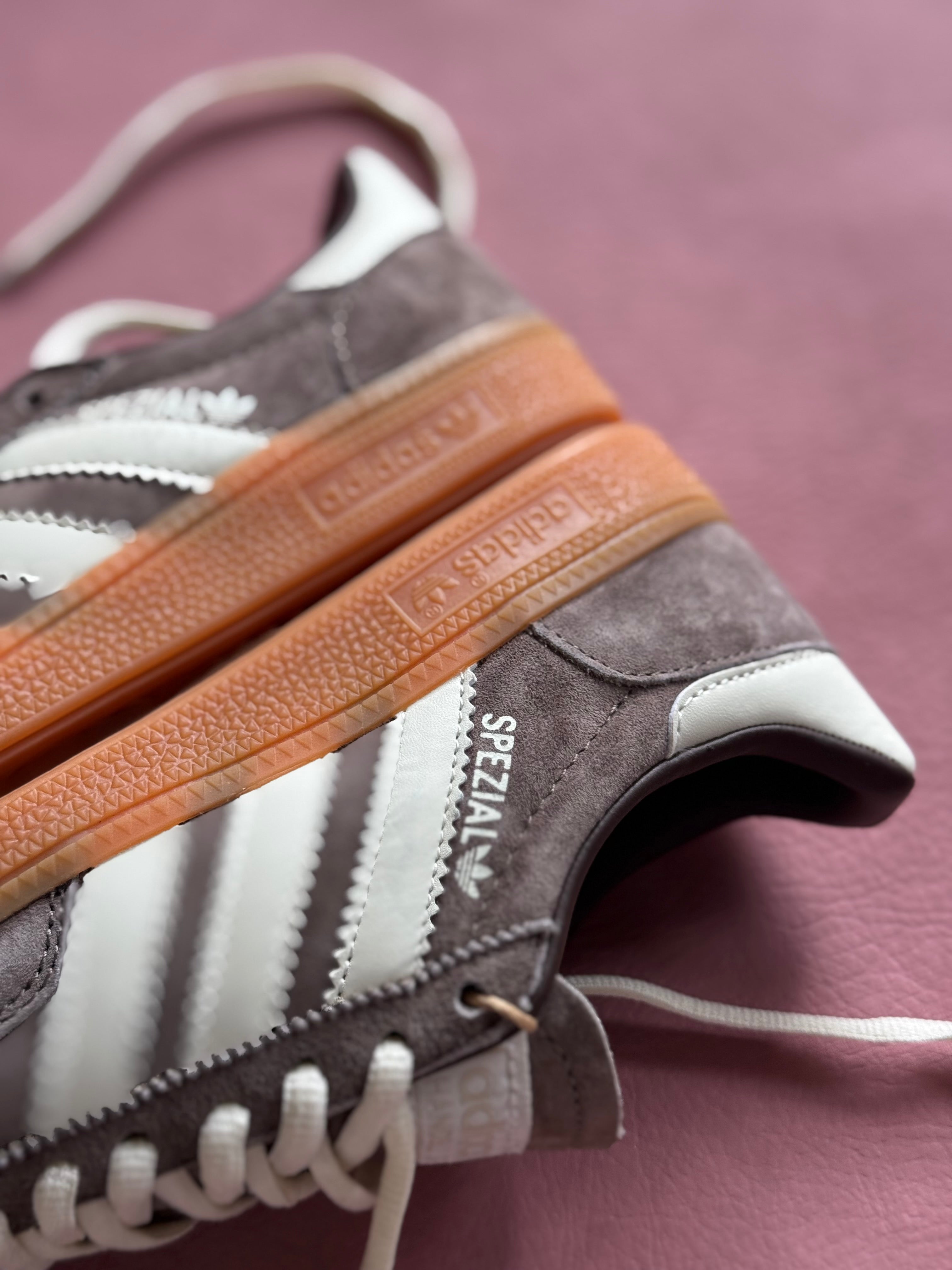 Adidas Spezial Earth Strata/Off