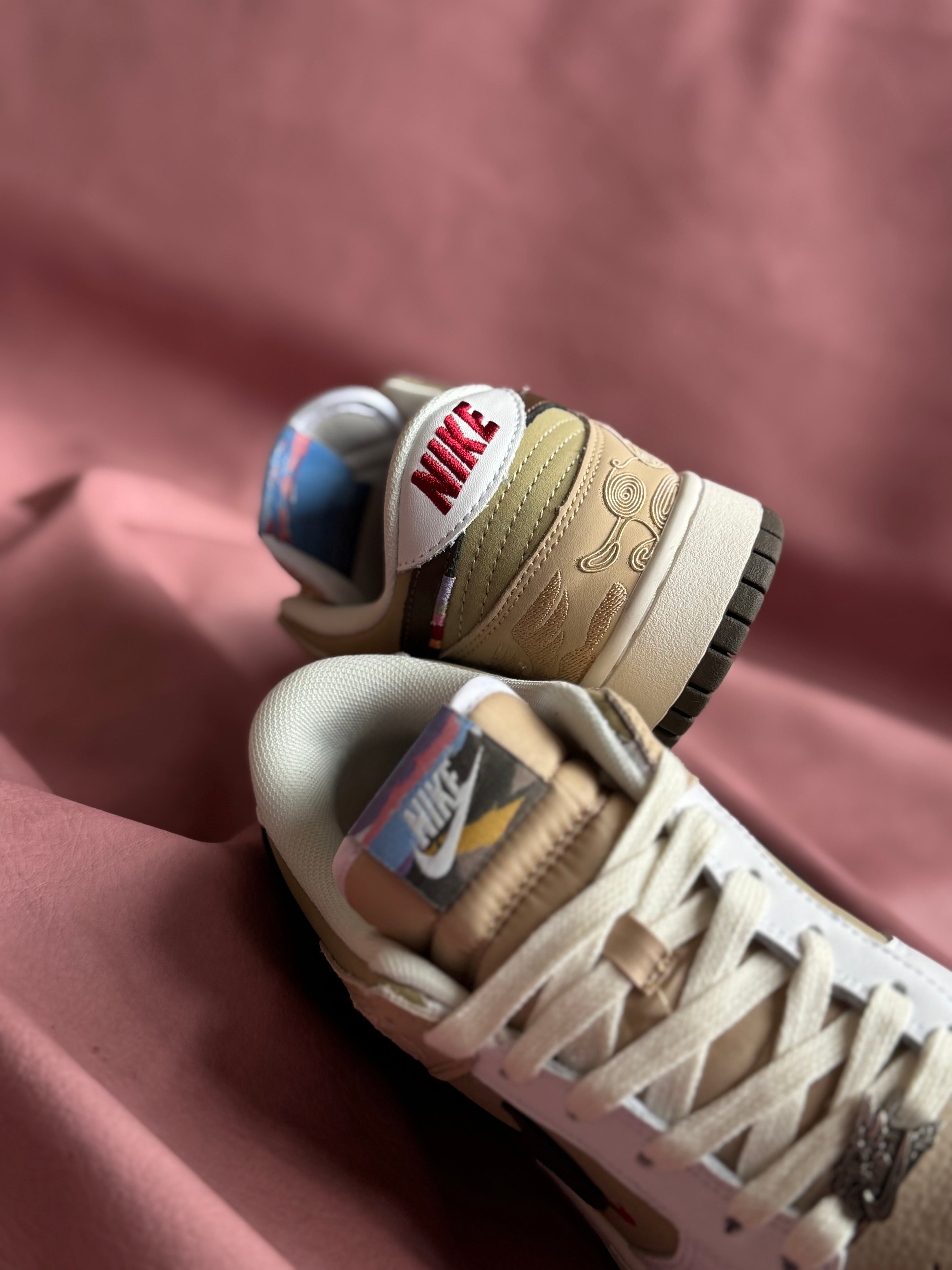 Nike Dunk LNY (Lunar New Year)