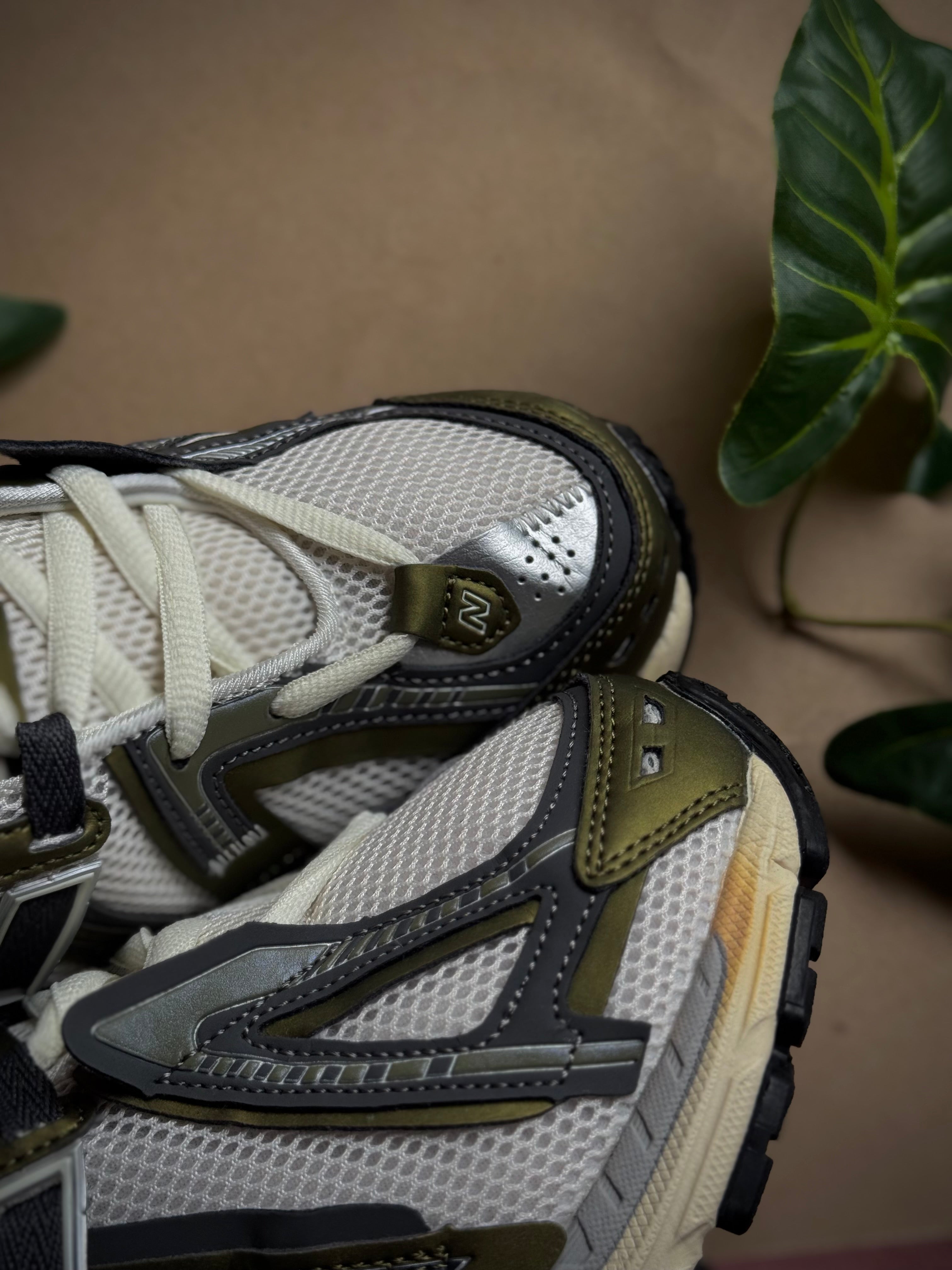 New Balance 1906A Olive Juice