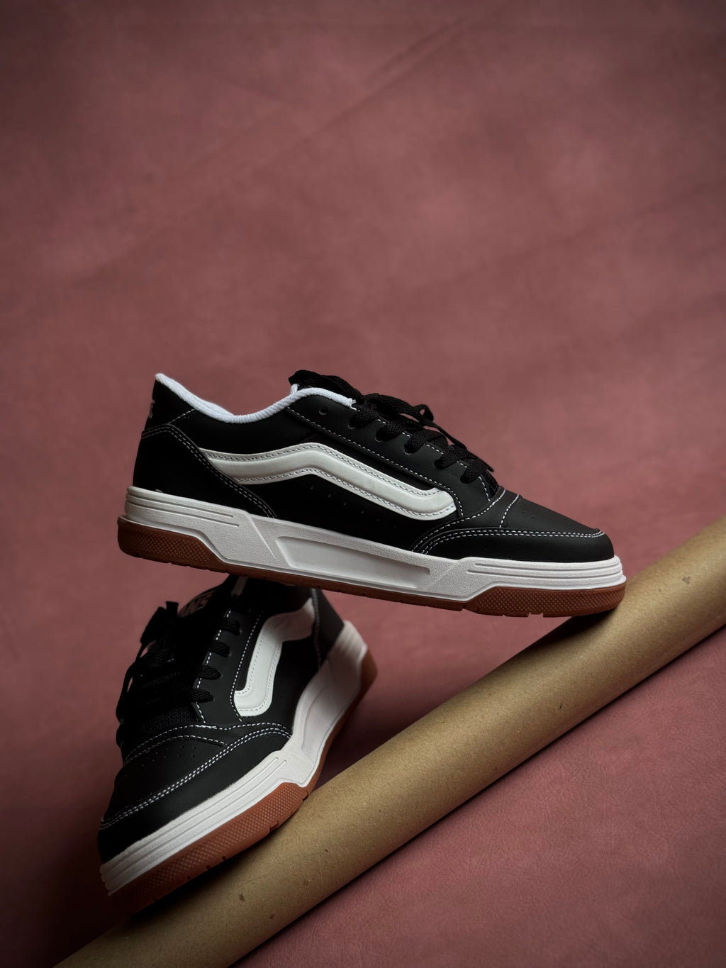 Vans Hylane Black Leather