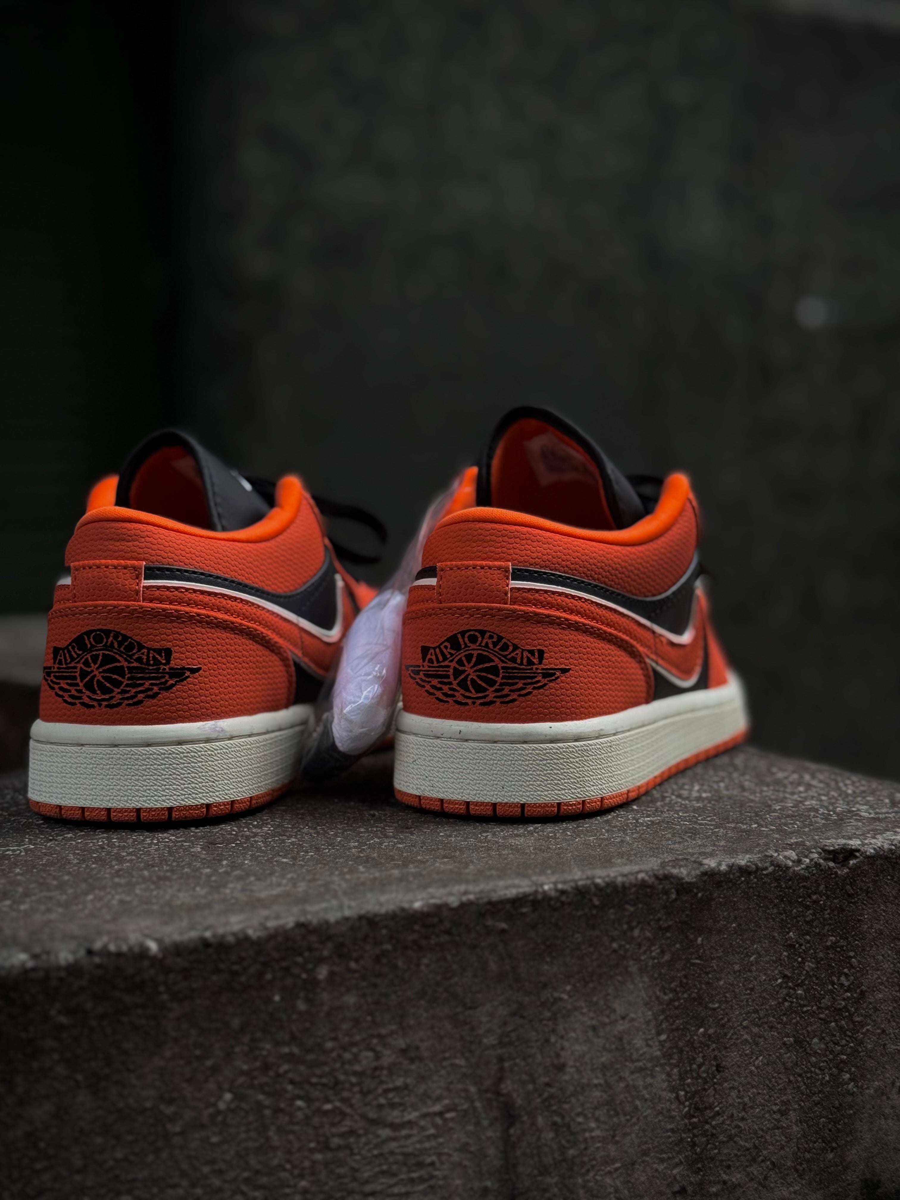 Jordan 1 Low Sport Spice