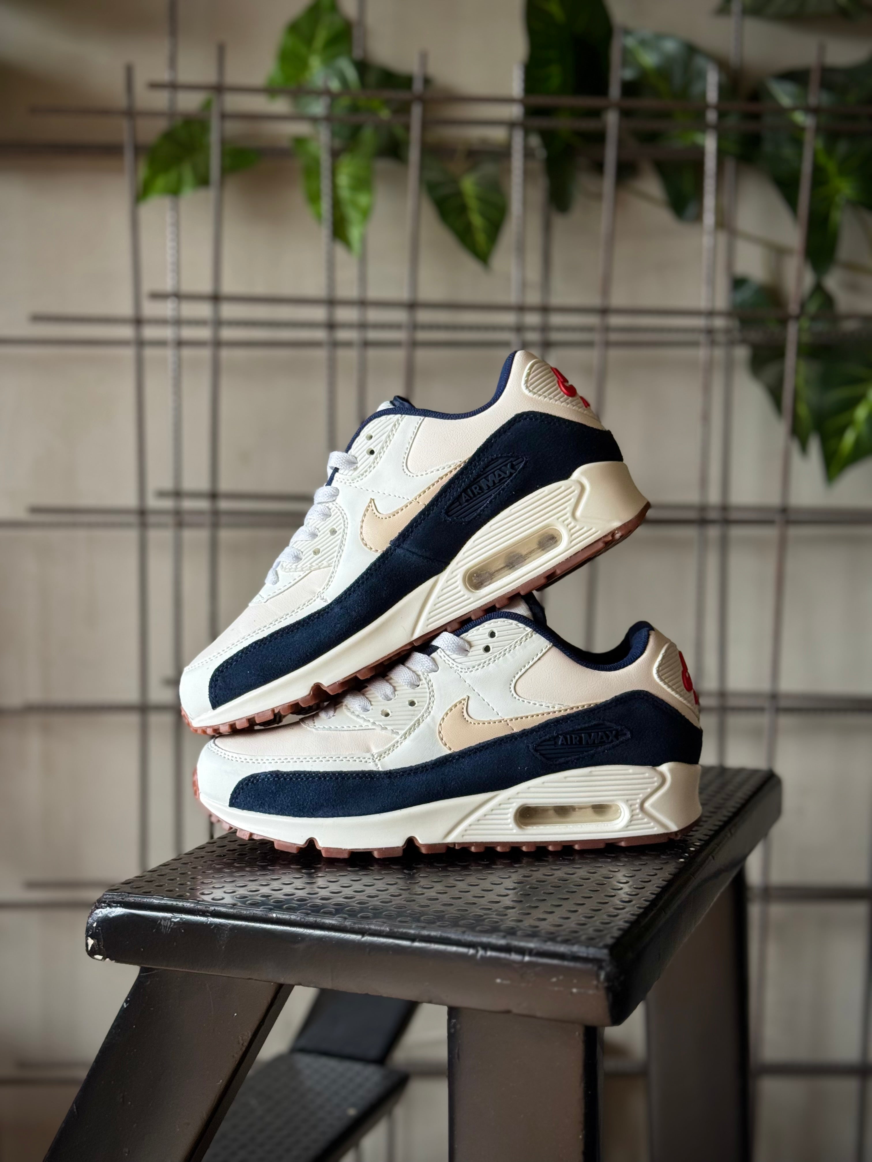 Nike Air Max 90 Pale Ivory/Thunder Blue