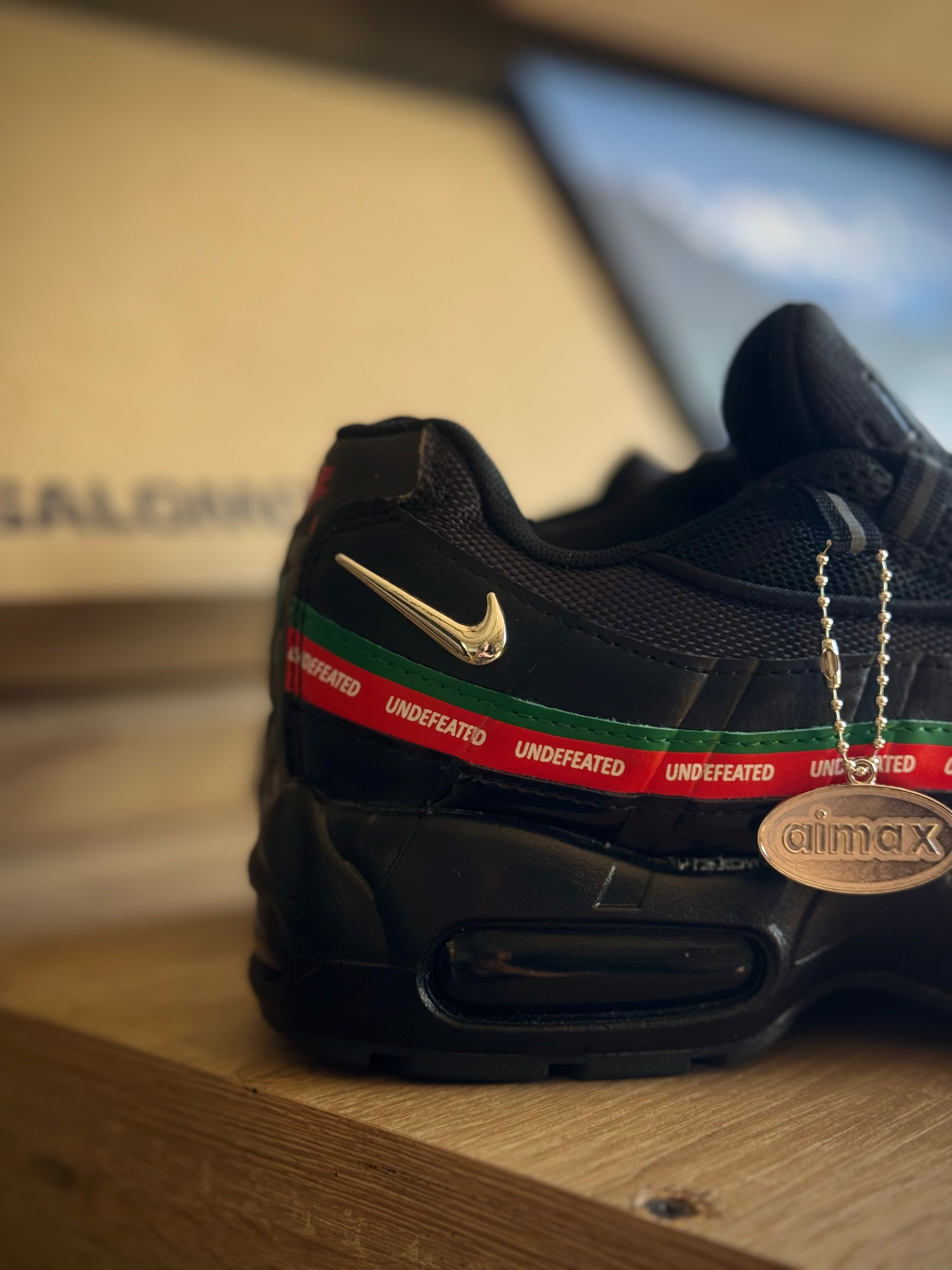 Air Max 95  UNDEFEATED