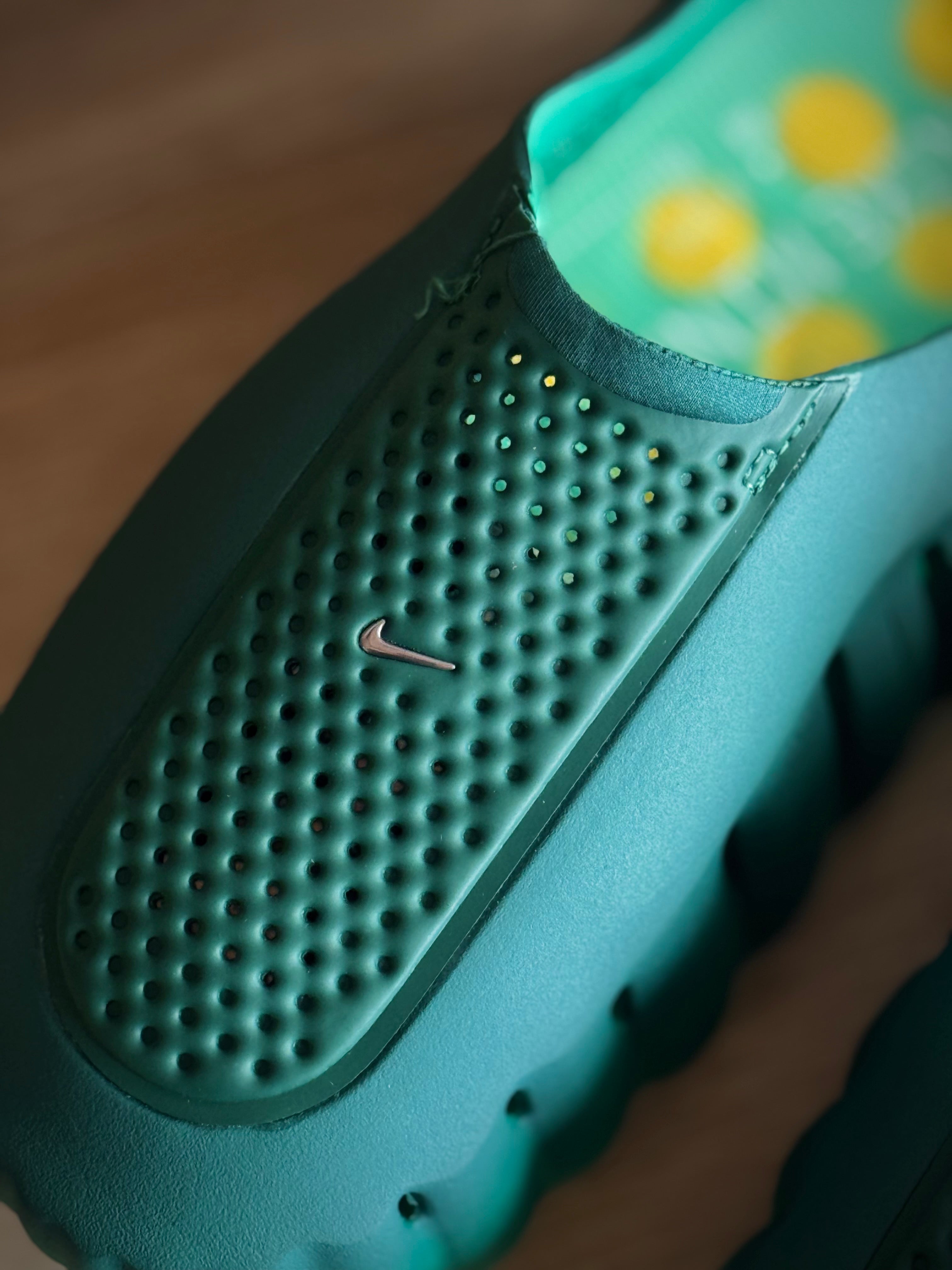 Nike Mind 001