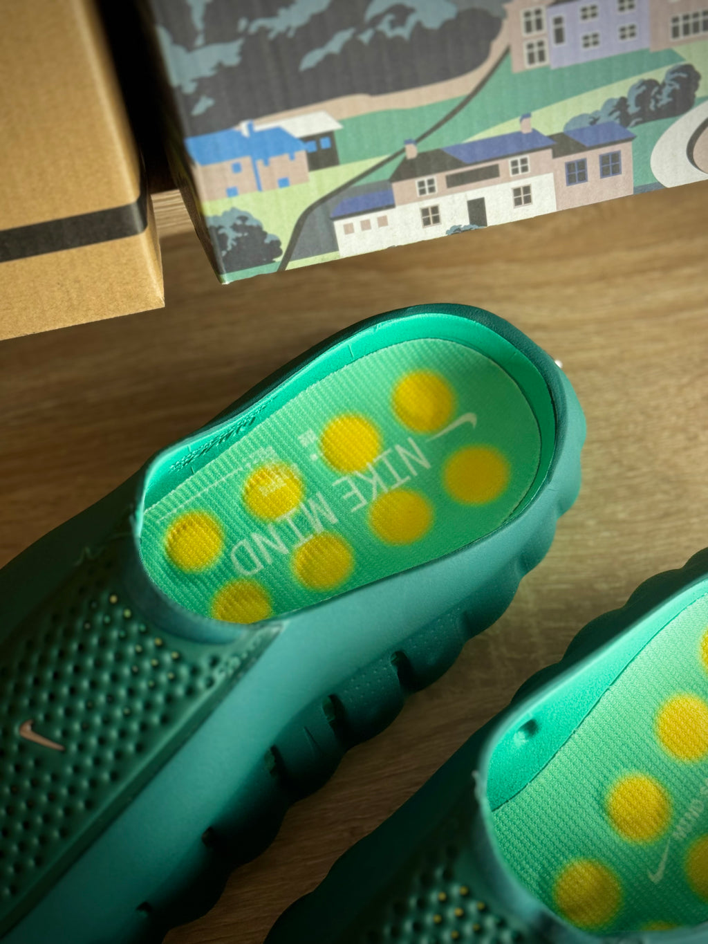 Nike Mind 001