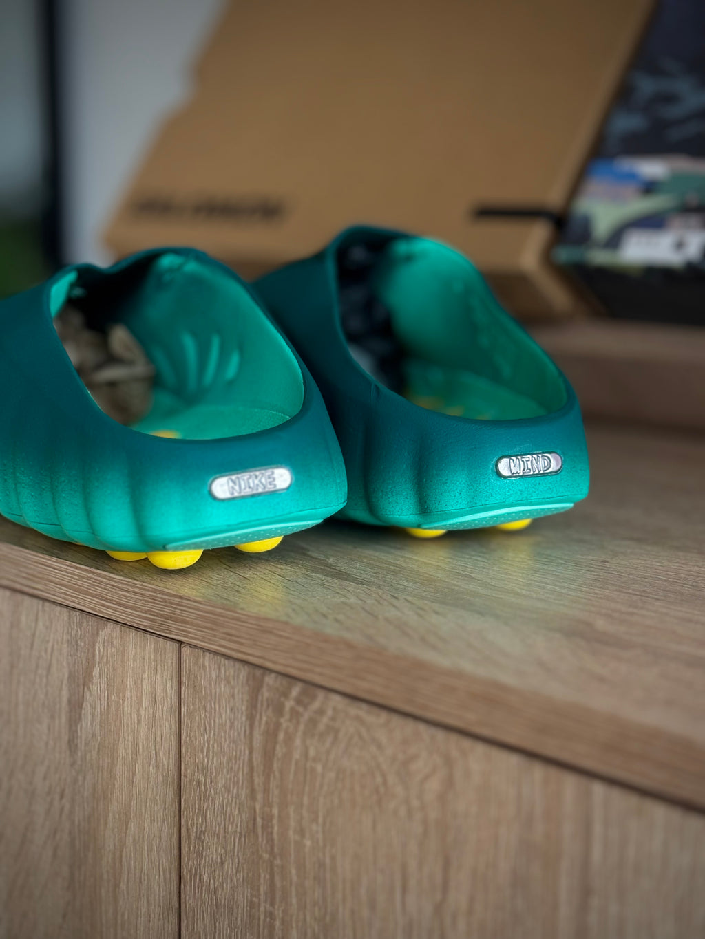 Nike Mind 001