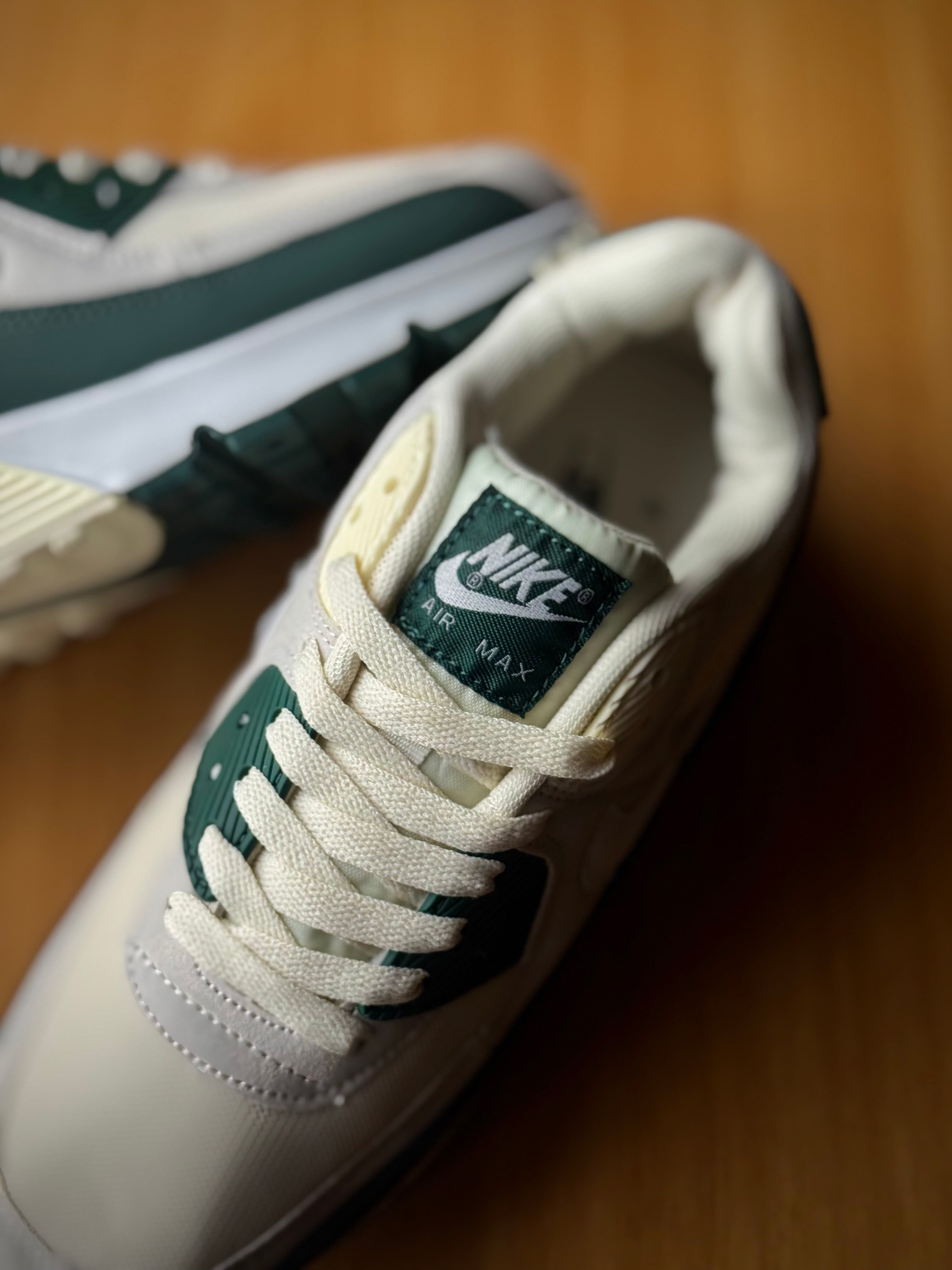 Nike Air Max 90 Sail/Vintage Green