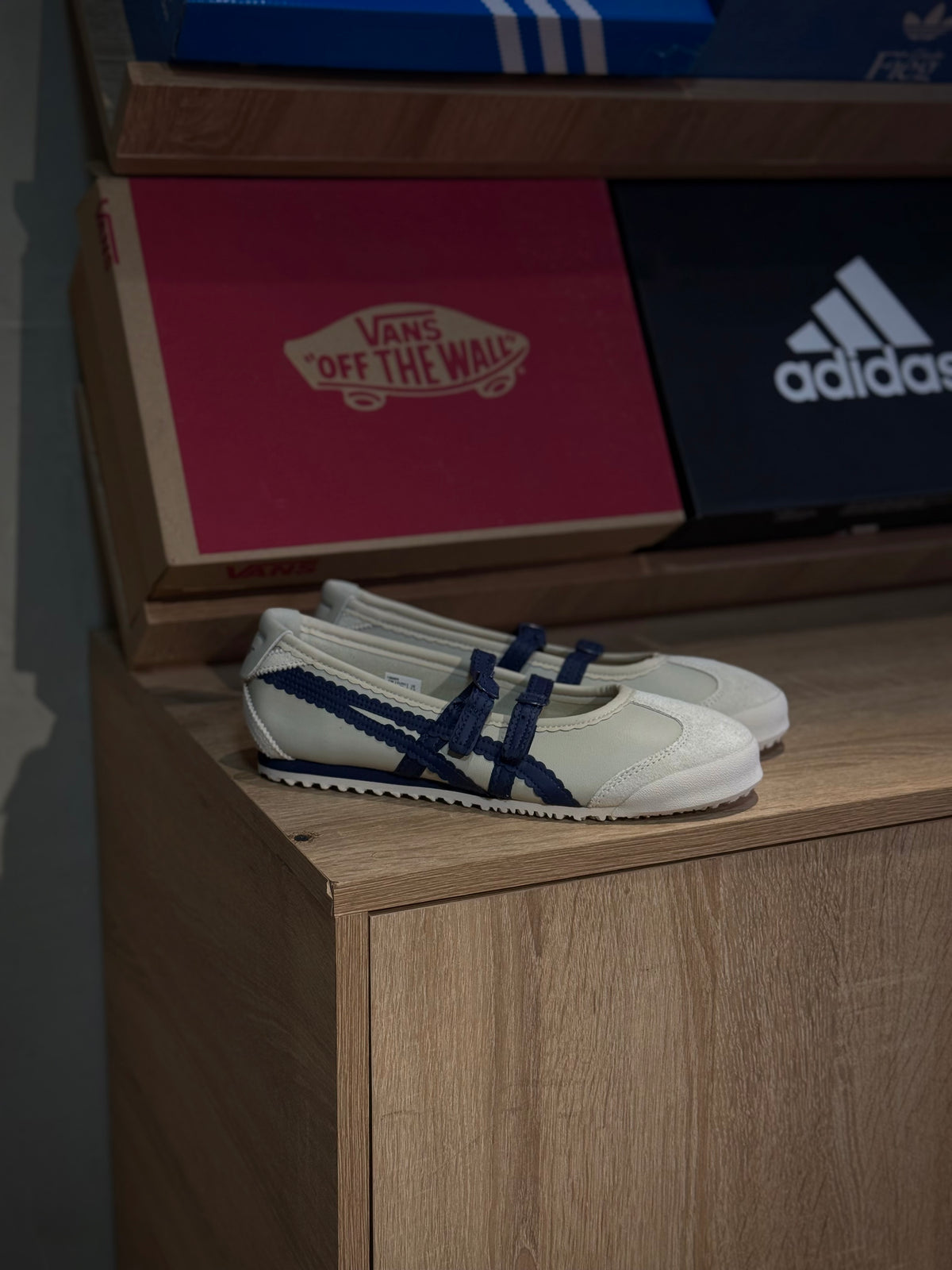 Onitsuka Tiger Mexico 66 TGRS Beige