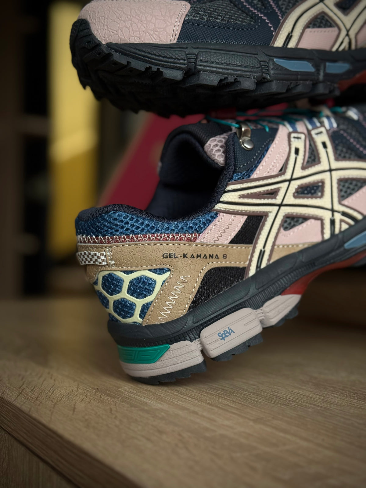 Asics Gel-Kahana 8 FL Brown Blue
