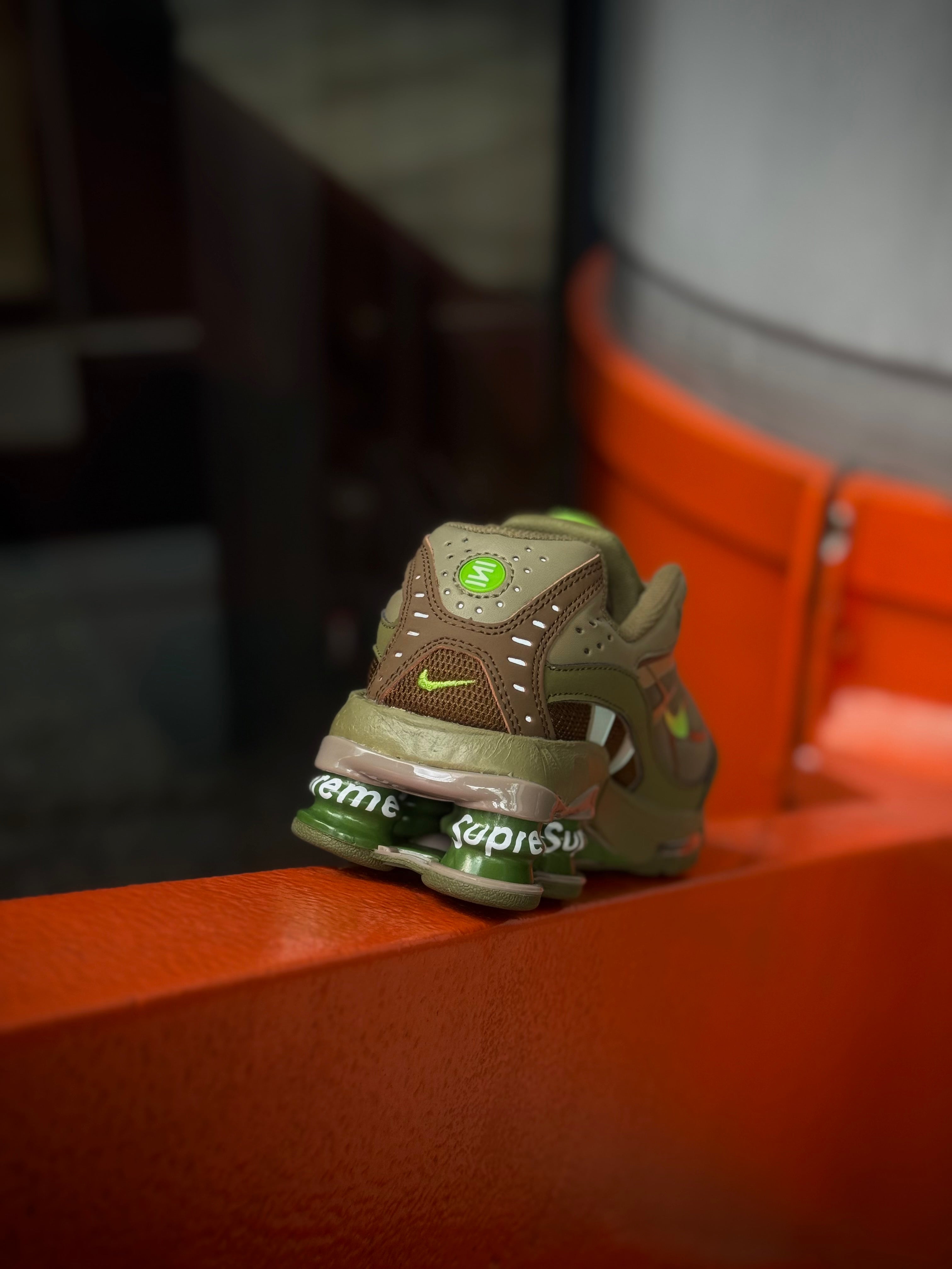 Nike Shox Ride 2 x Supreme