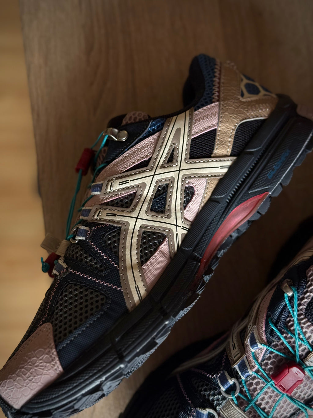 Asics Gel-Kahana 8 FL Brown Blue
