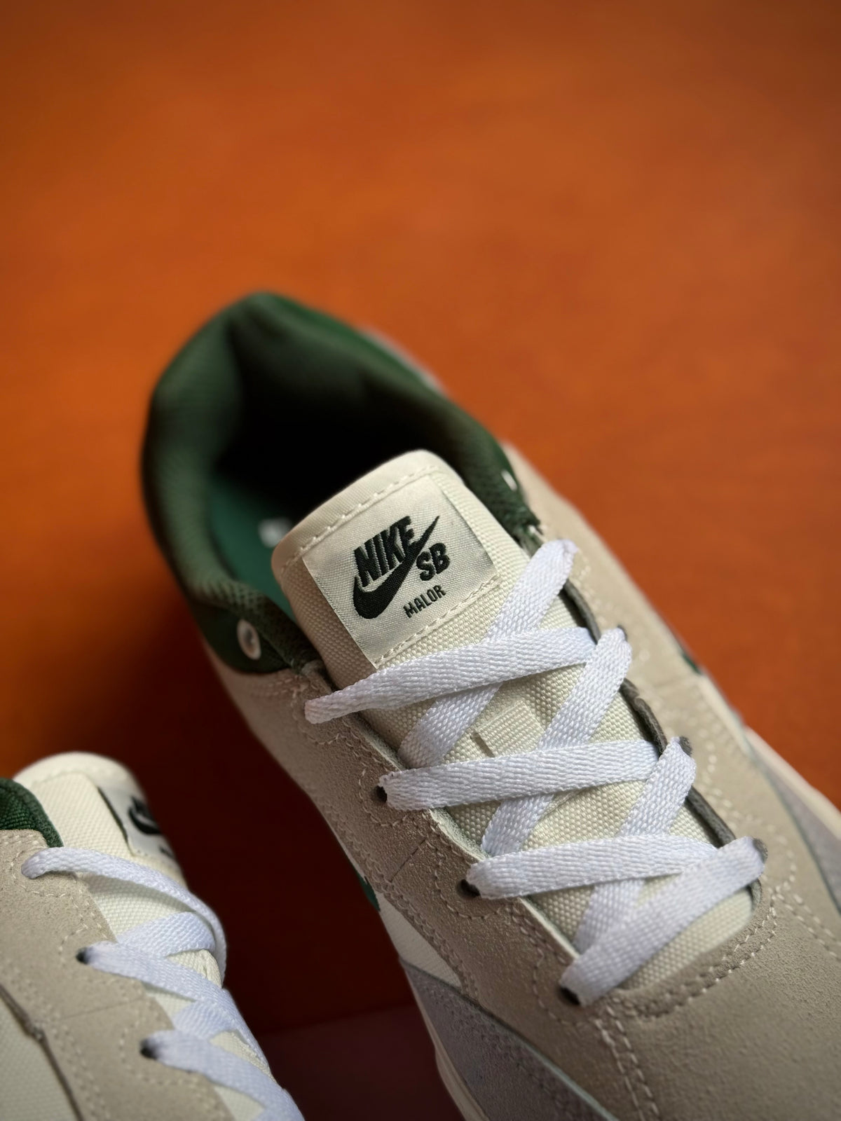 Nike SB Malor Tinte Platino