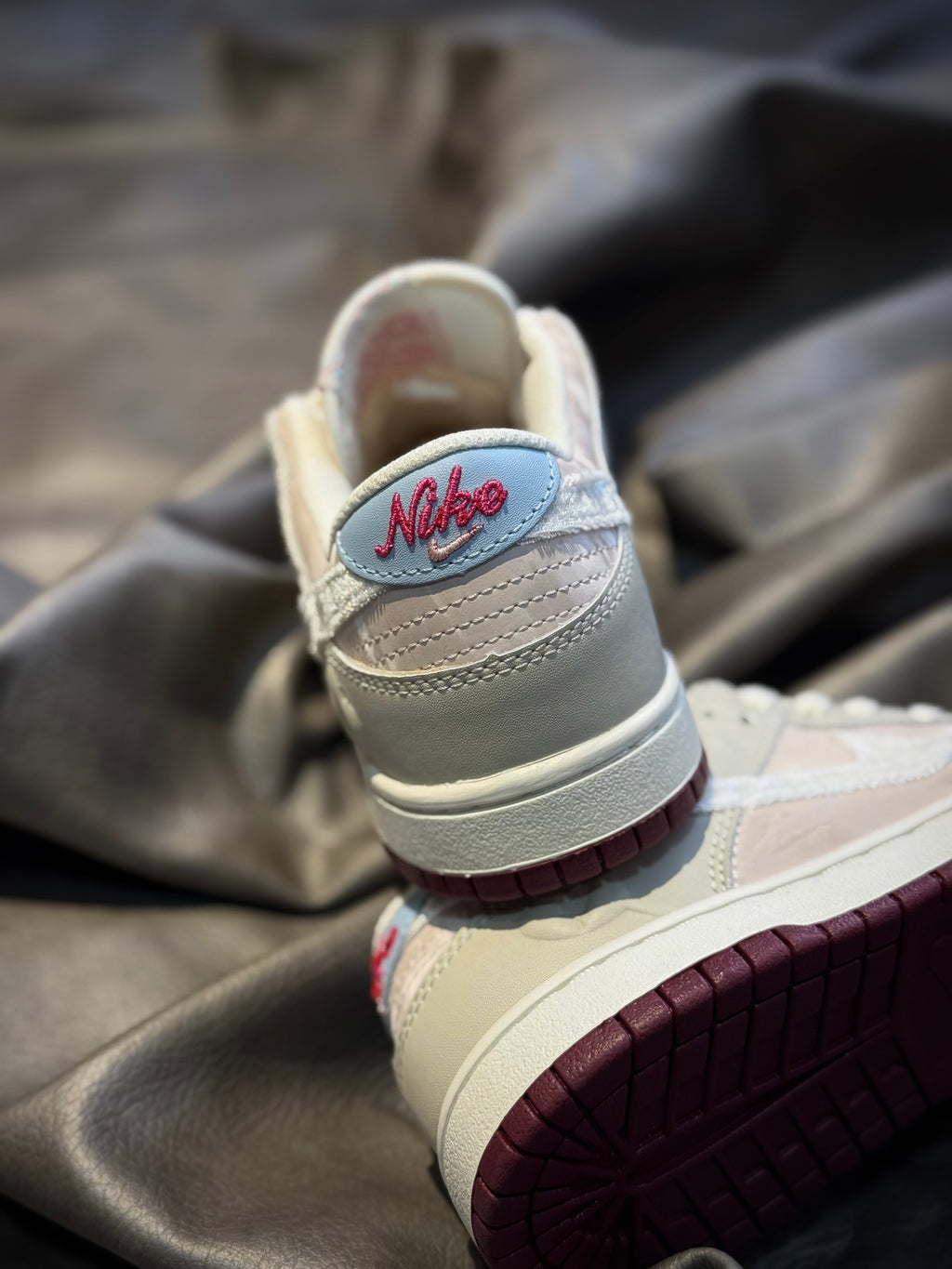 Nike Dunk Low Valentine's Day