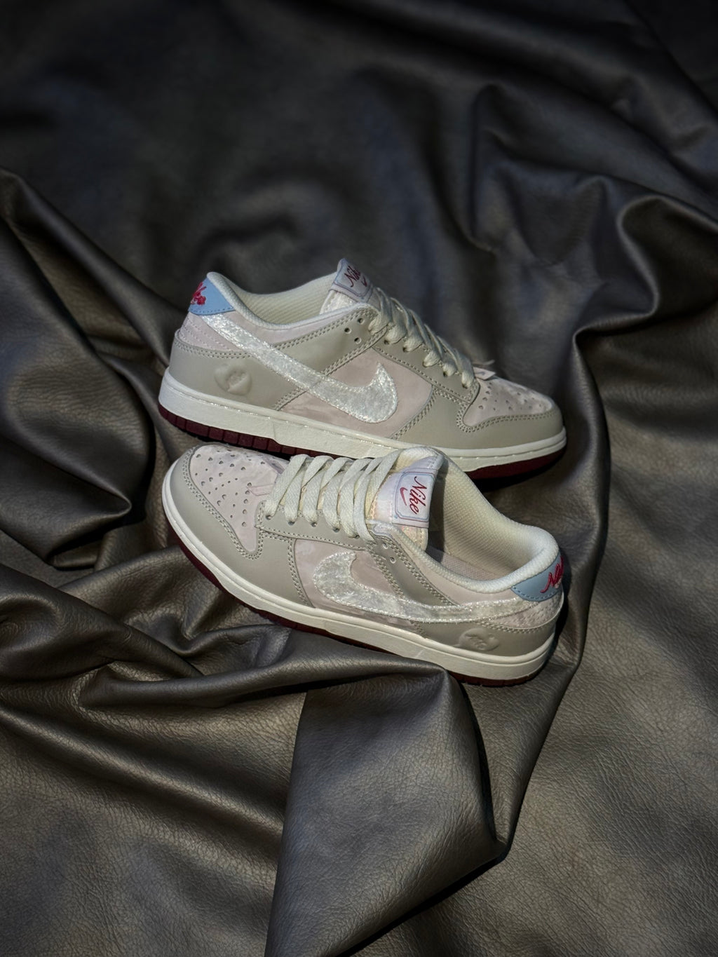 Nike Dunk Low Valentine's Day