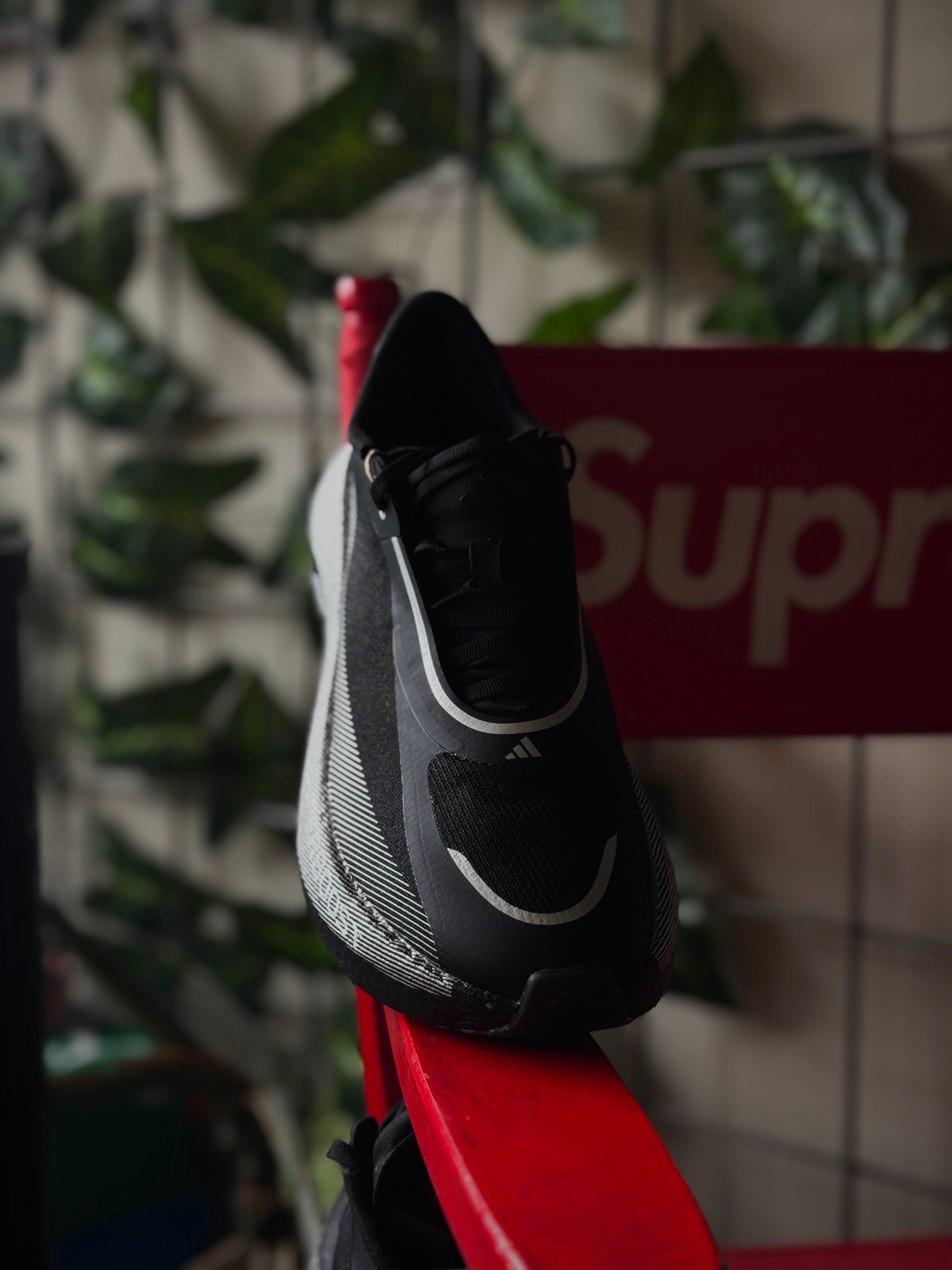 Adidas HyperBoost