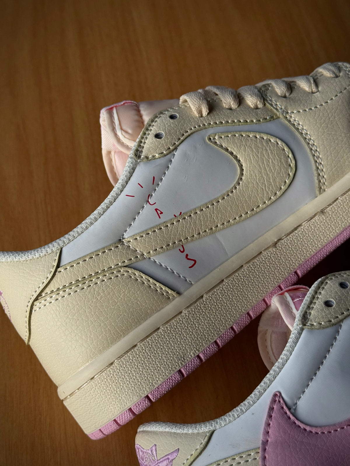 Jordan 1 Travis Scott Shy Pink