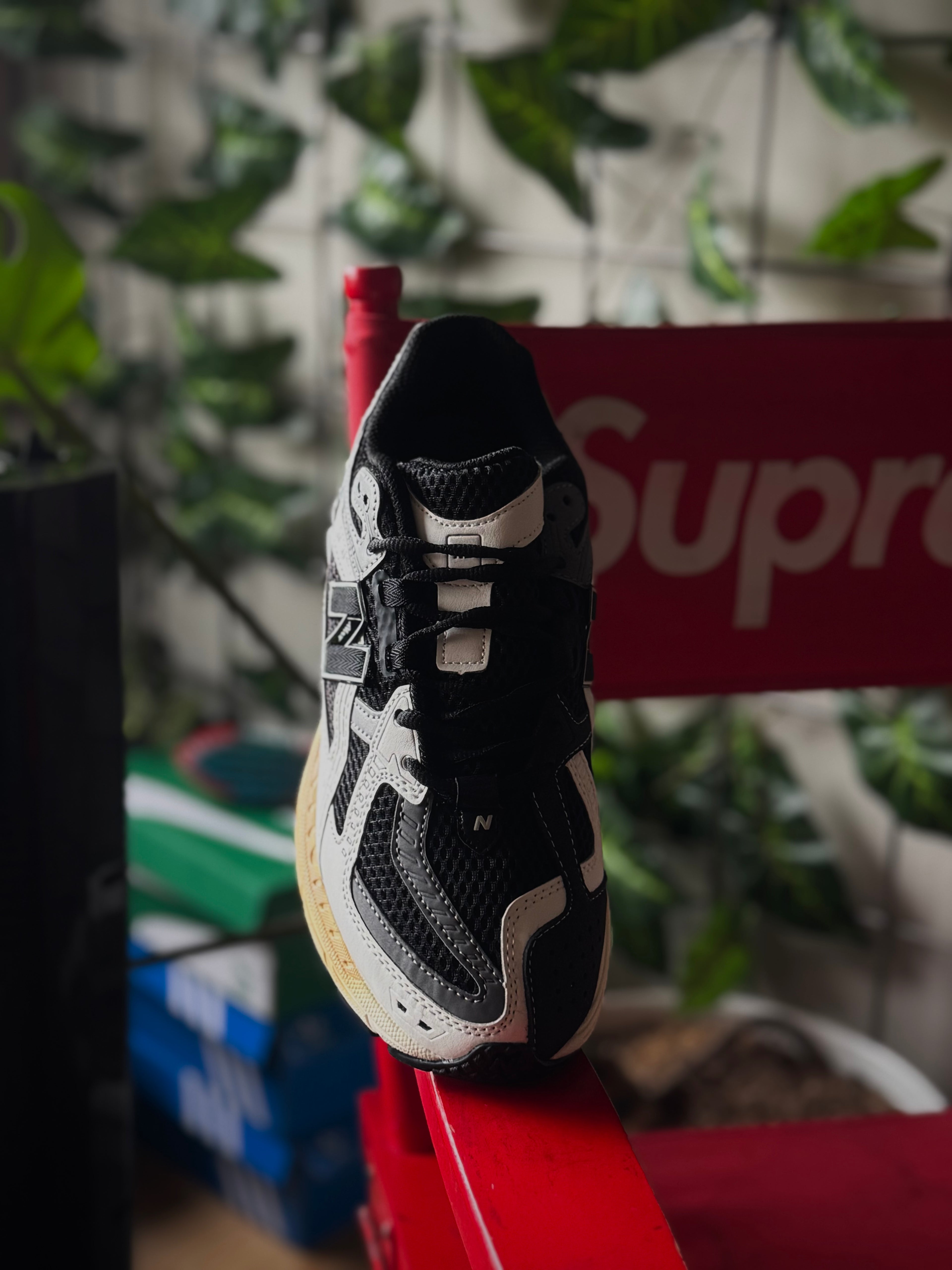 New Balance 1906U Black Sea Salt