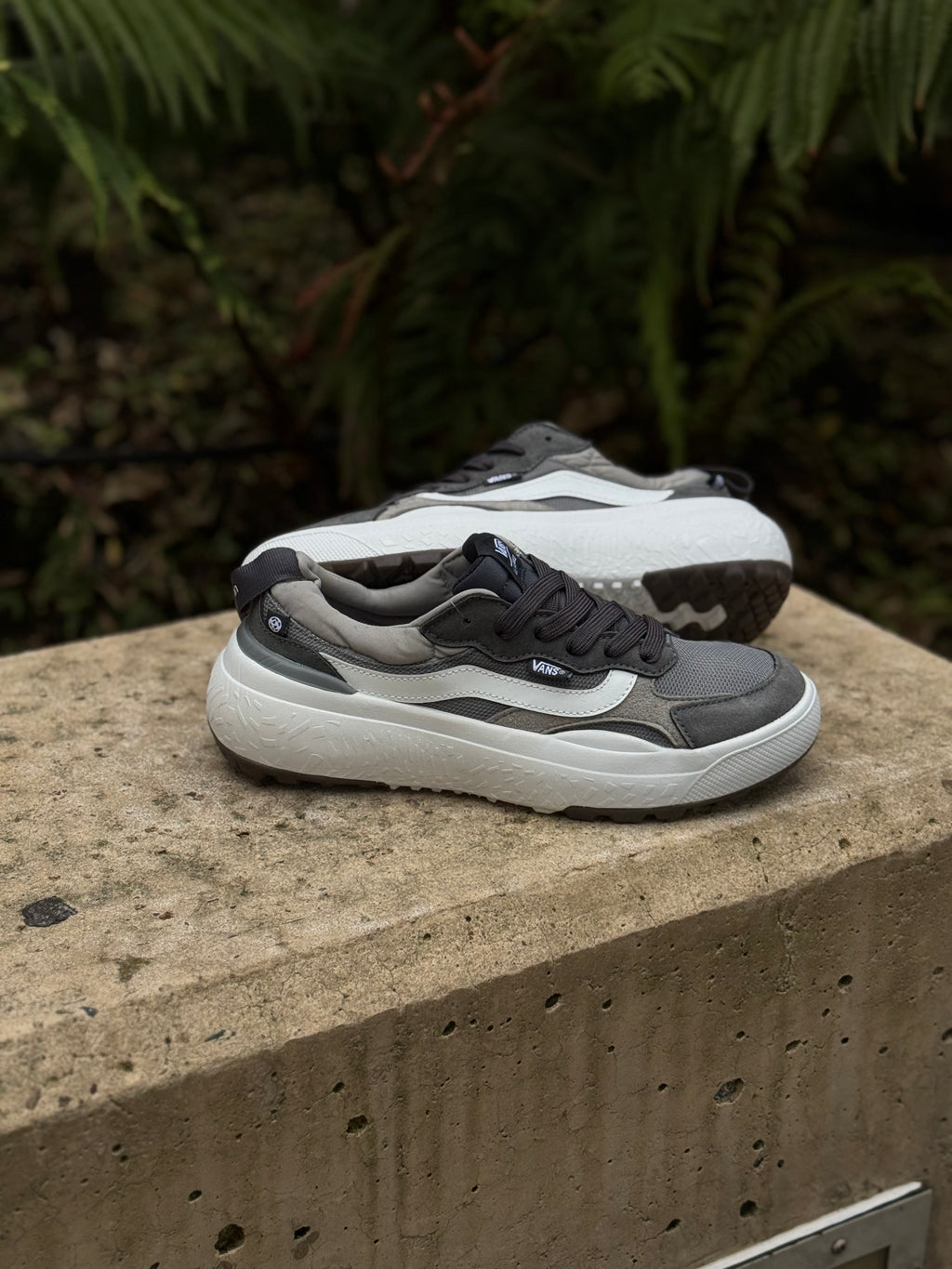 Vans Ultra Range Grey