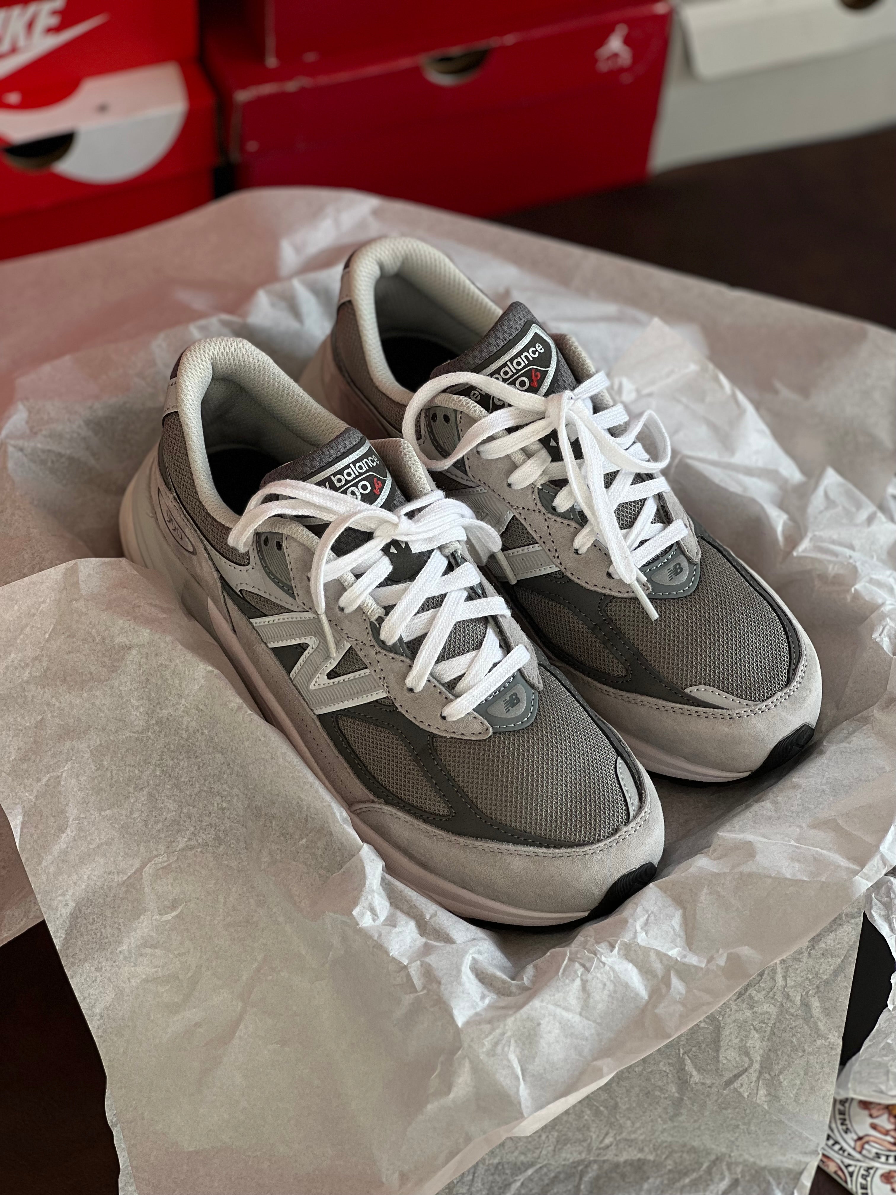New Balance 990v6 Grey