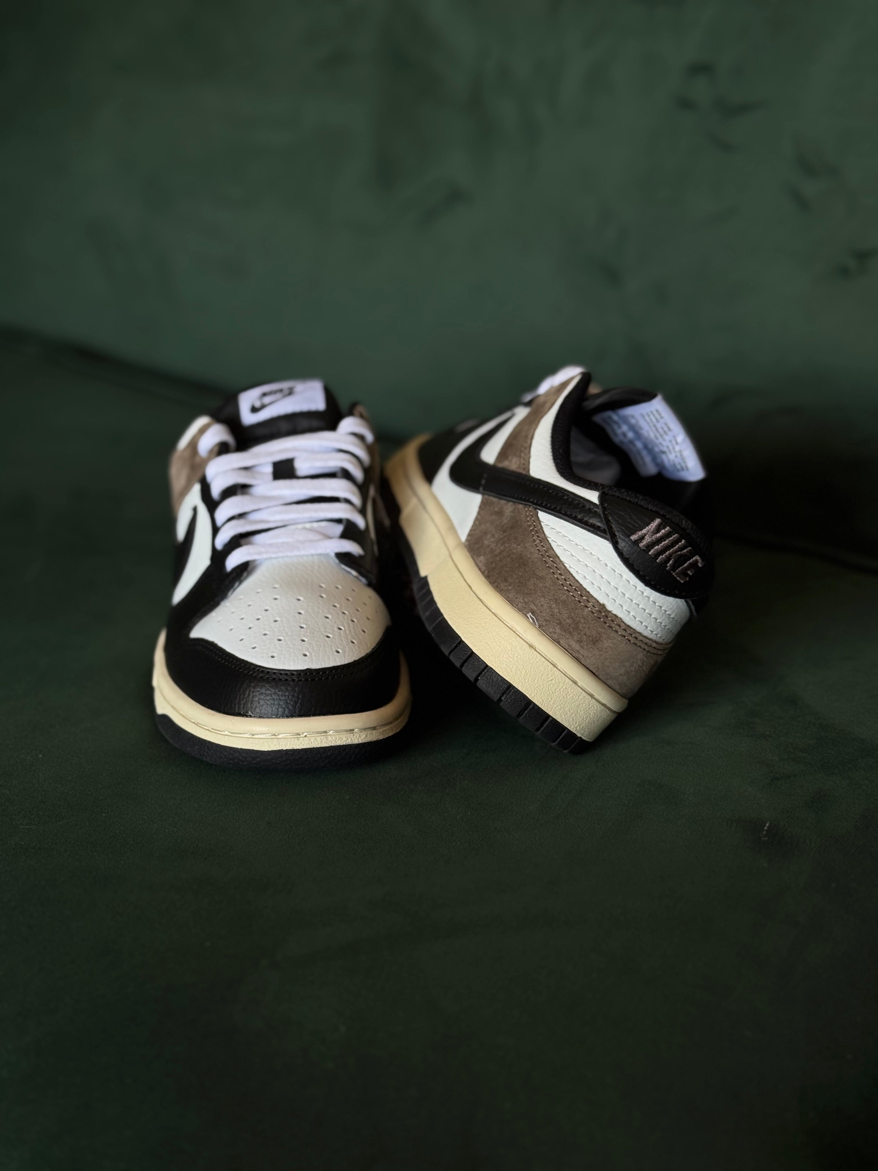 Nike Dunk Dark Mocha