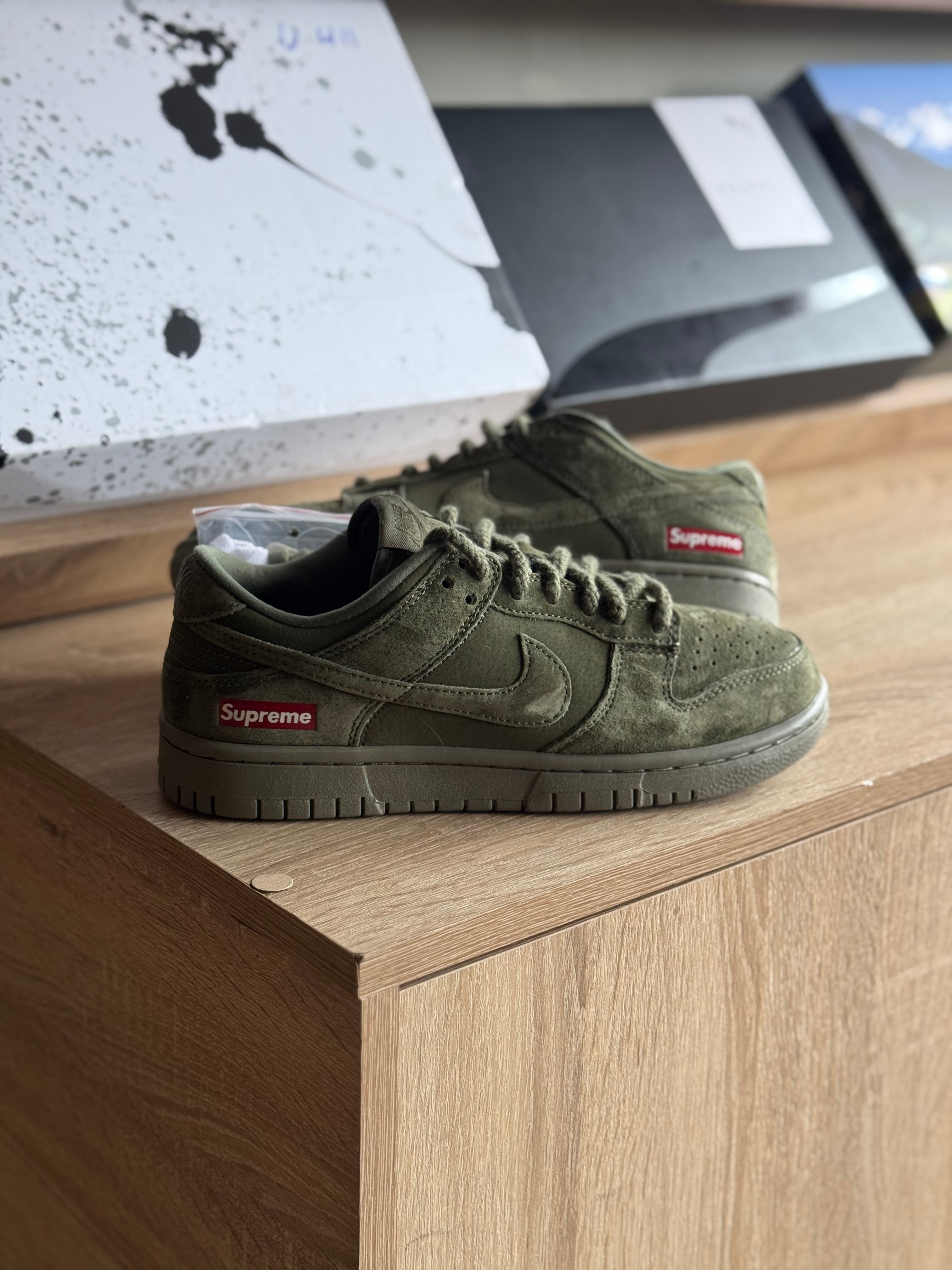 Nike Dunk x Supreme