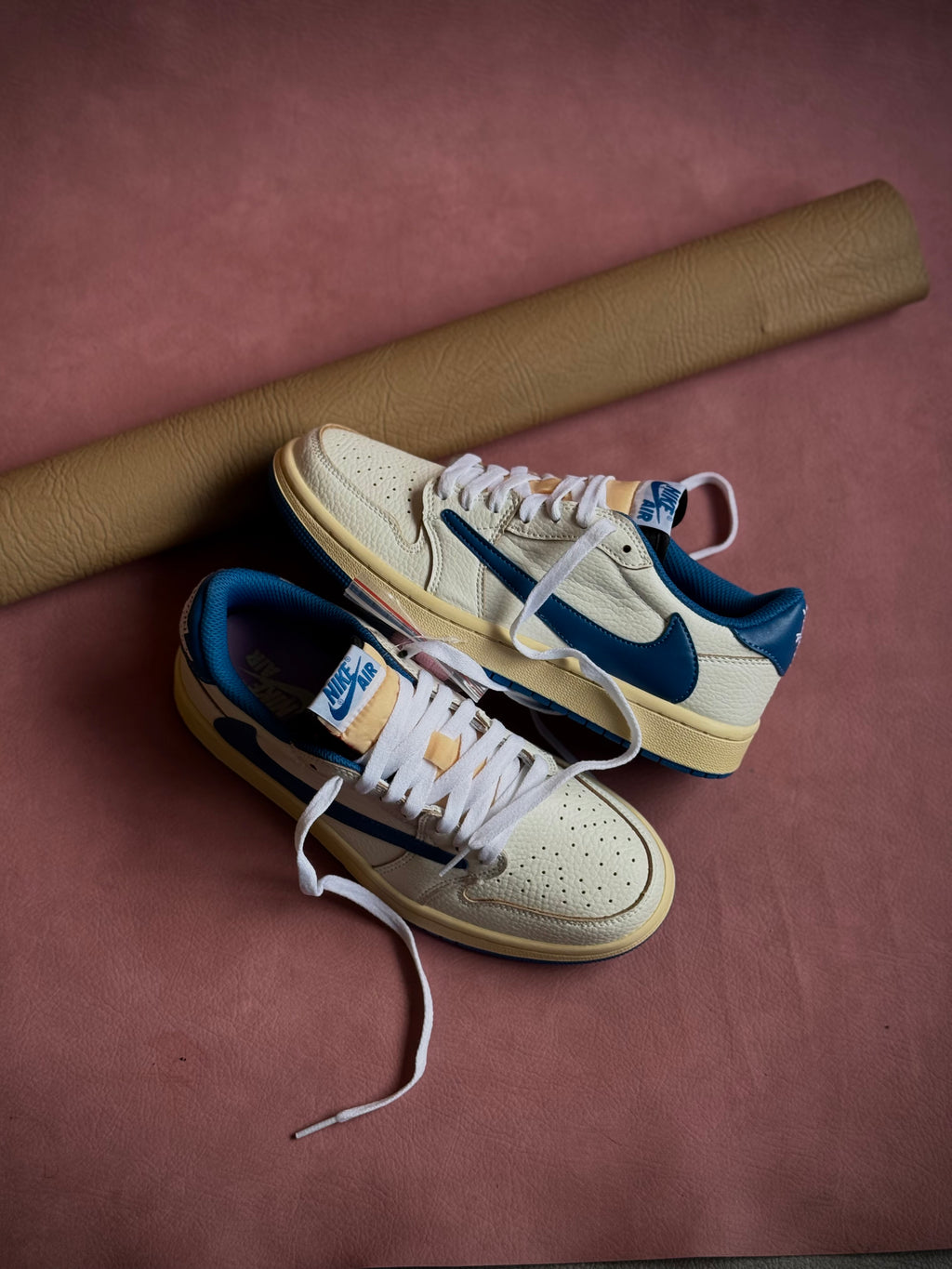 Jordan 1 x Travis Scott x Fragment