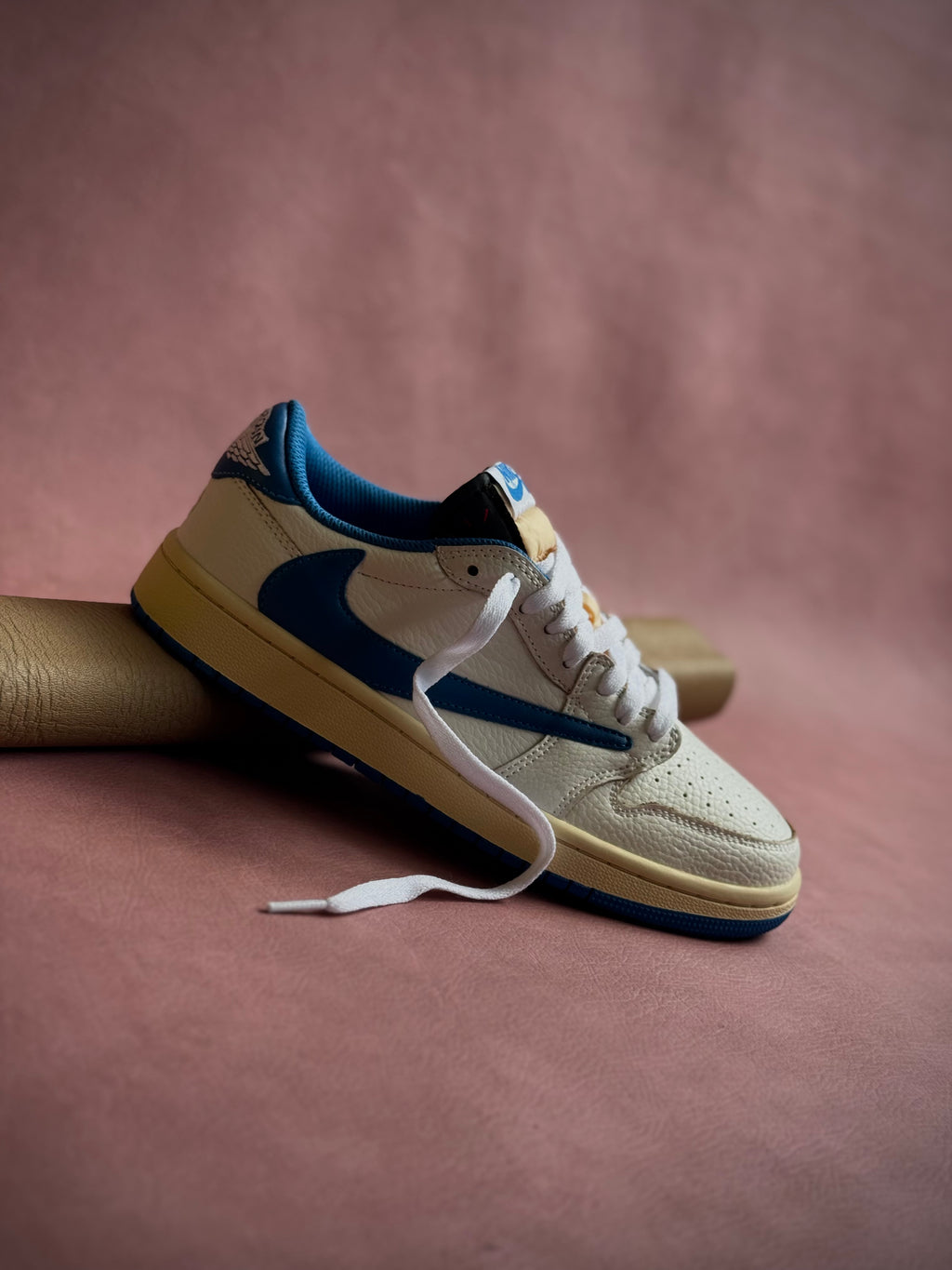 Jordan 1 x Travis Scott x Fragment