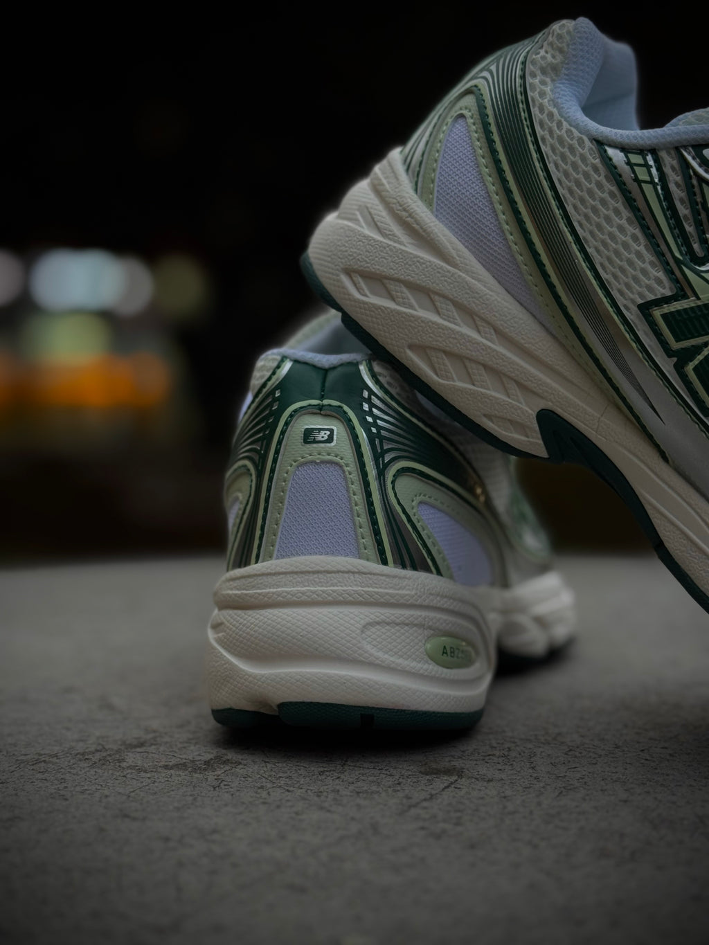 New Balance 740 Marsh Green