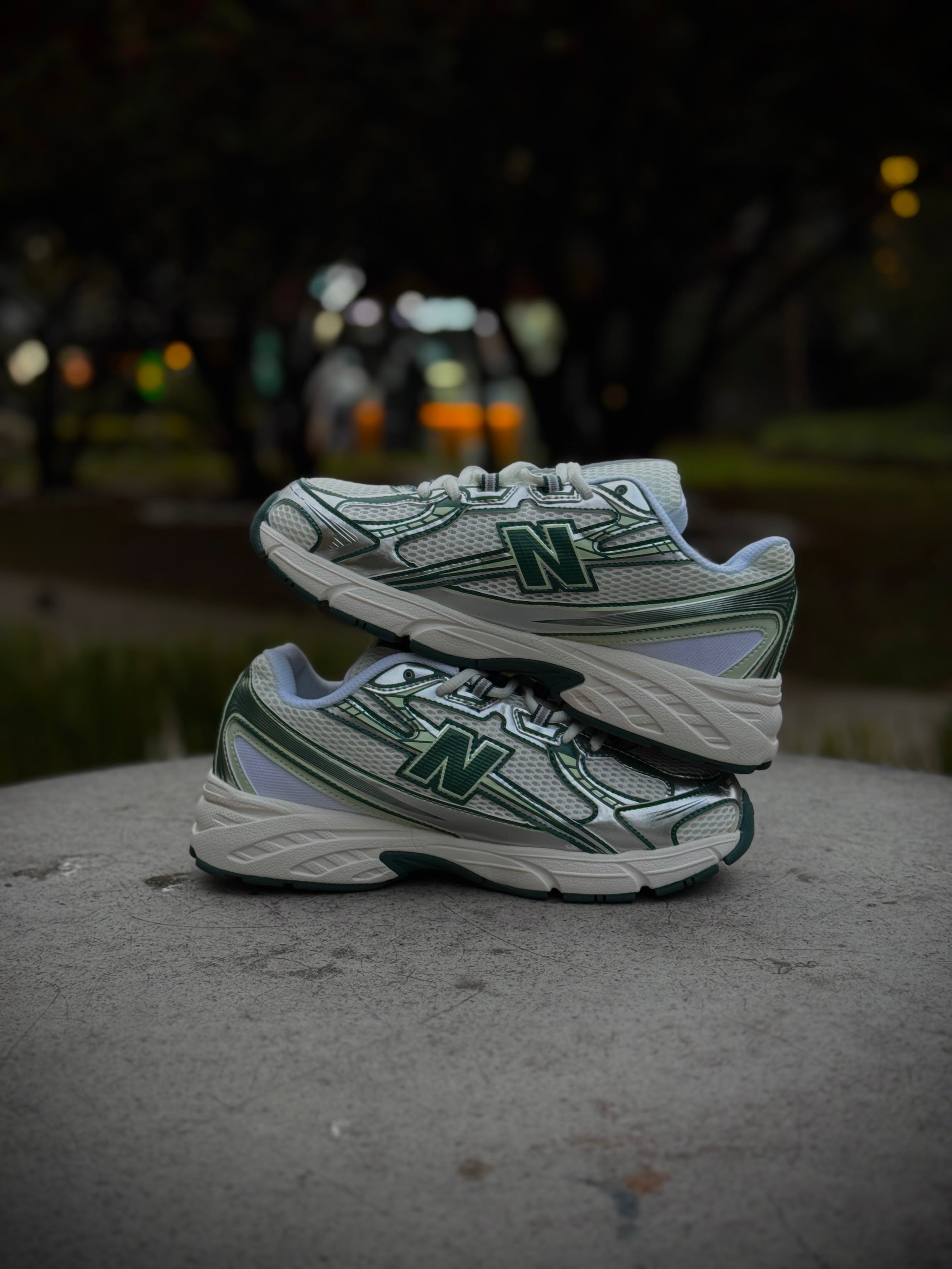 New Balance 740 Marsh Green