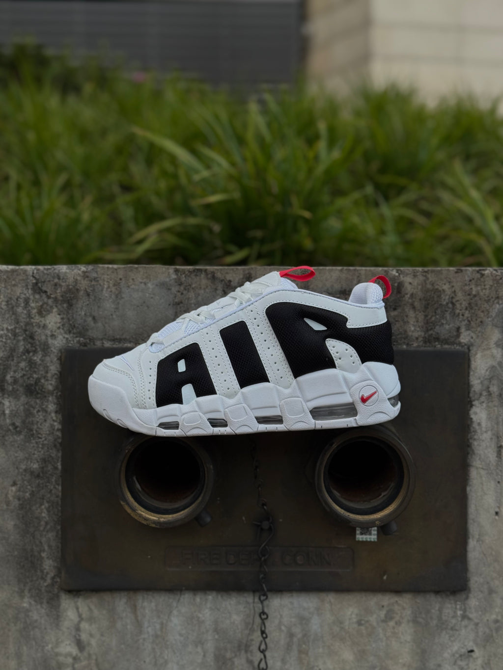 Nike More Uptempo Low