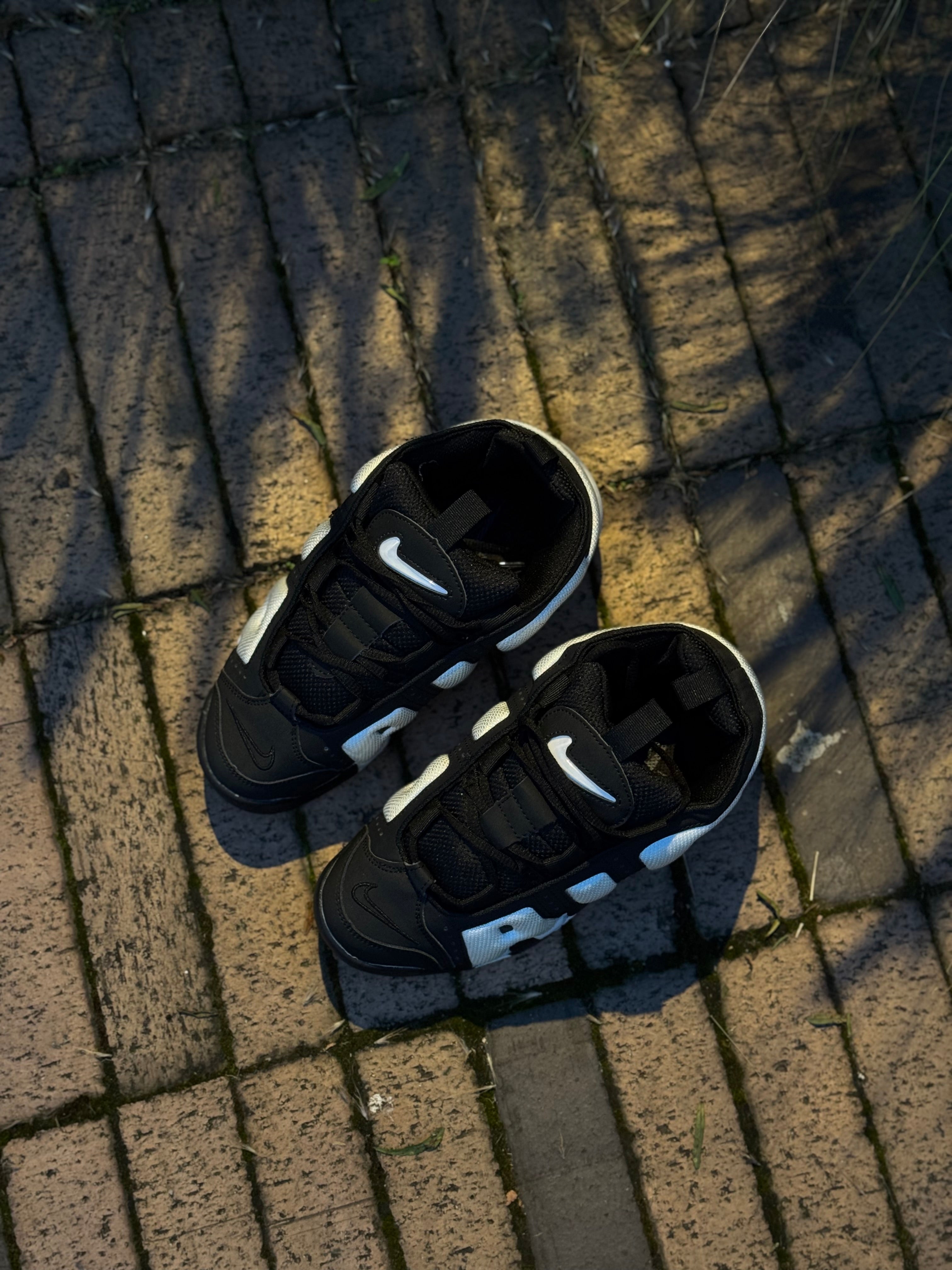 Nike More Uptempo Low