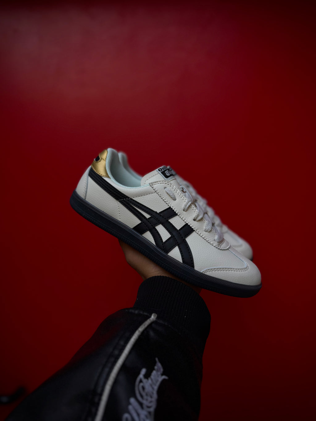Onitsuka Tiger Tokuten “Cream Black