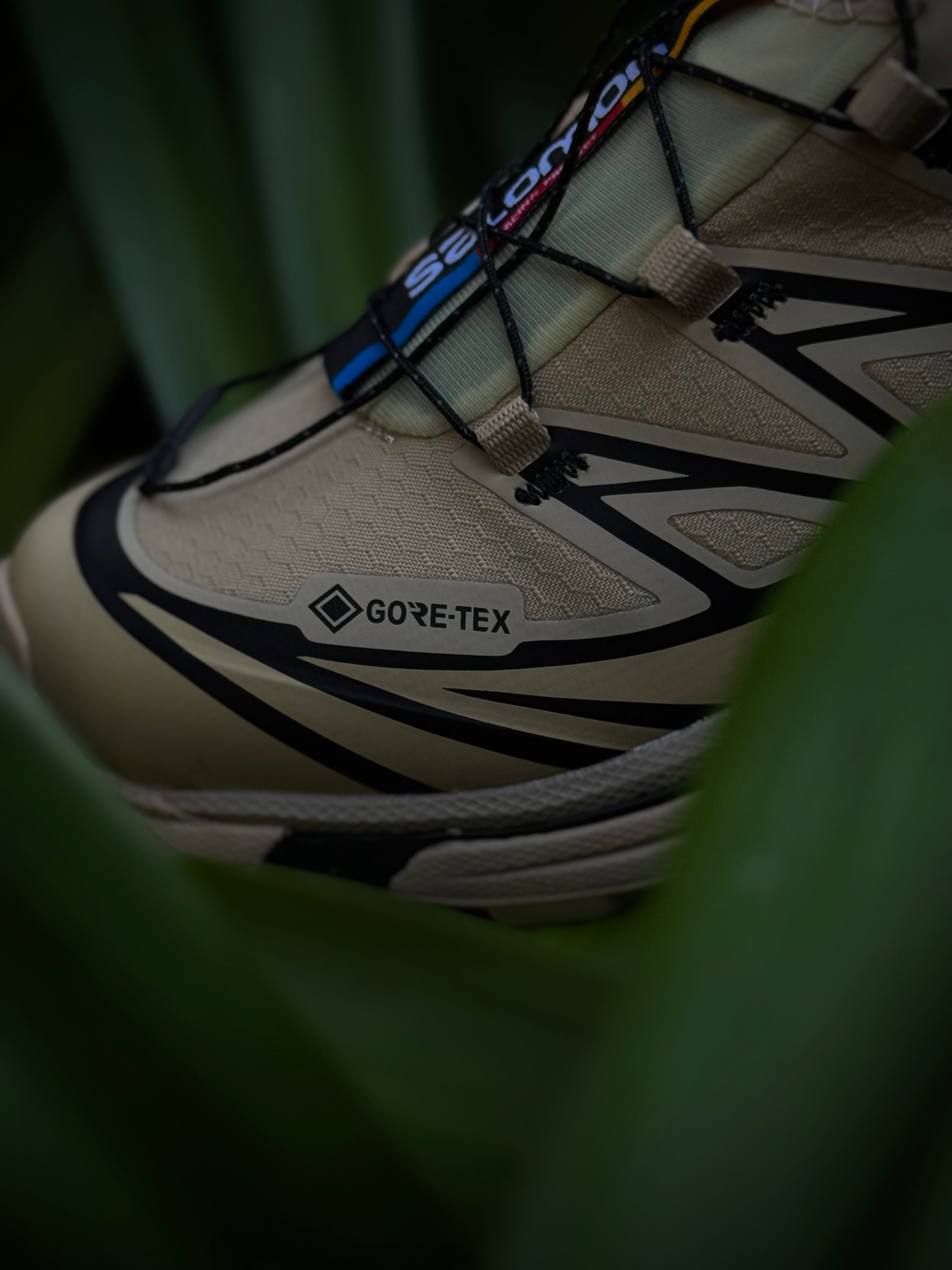 Salomón XT-6 Safari Black x Goretex