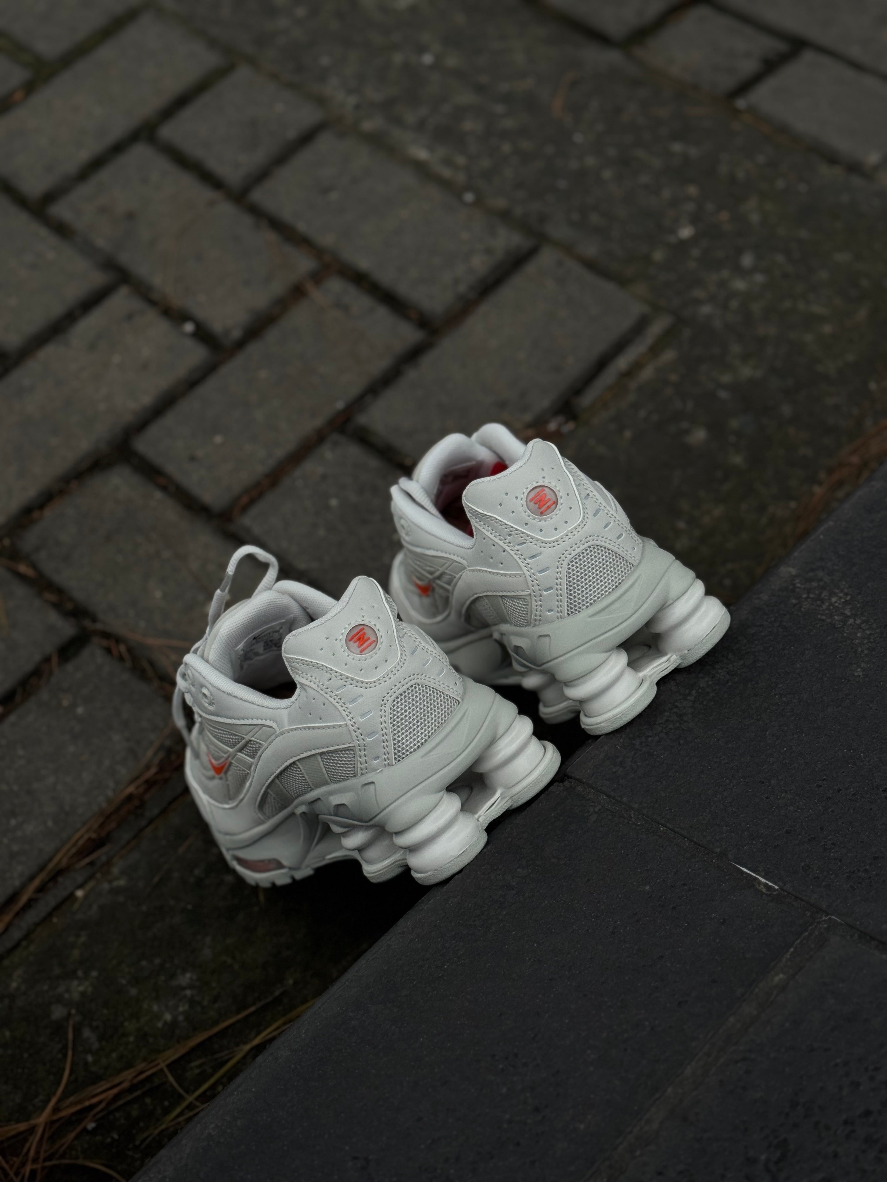 Nike Shox Ride 2 Light Bone and Turf Orange
