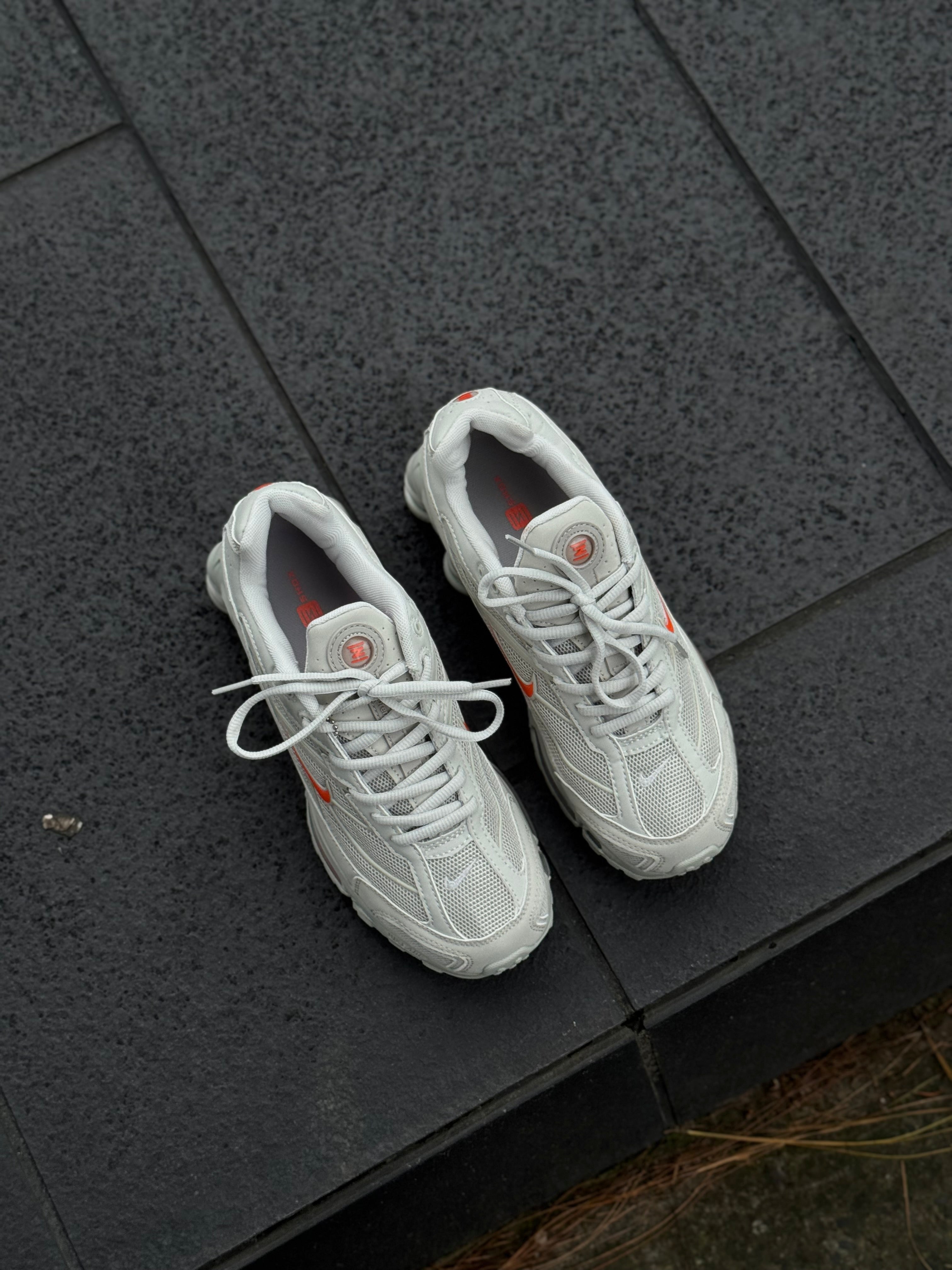 Nike Shox Ride 2 Light Bone and Turf Orange