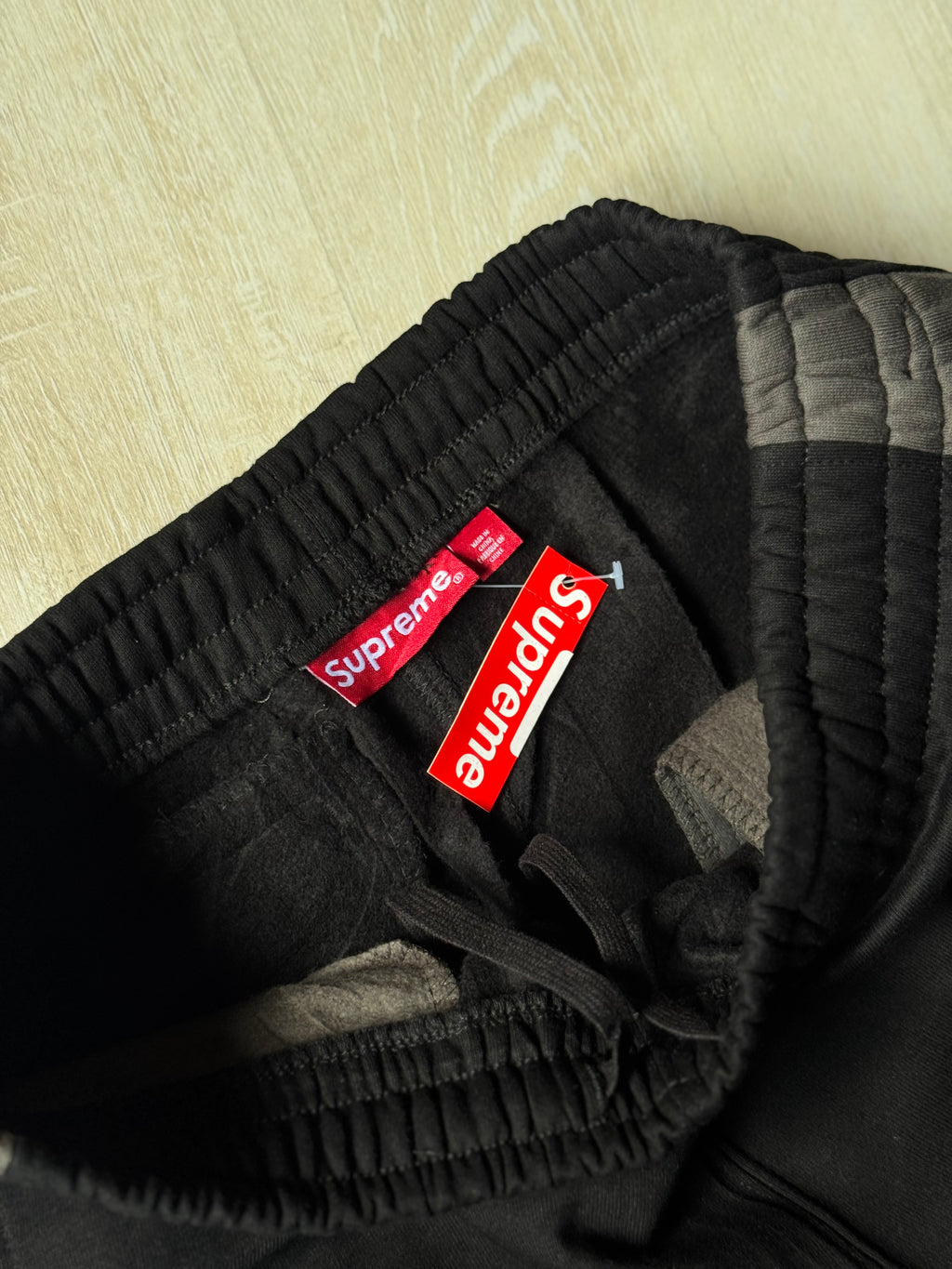 Supreme Division Sweatpant Negro