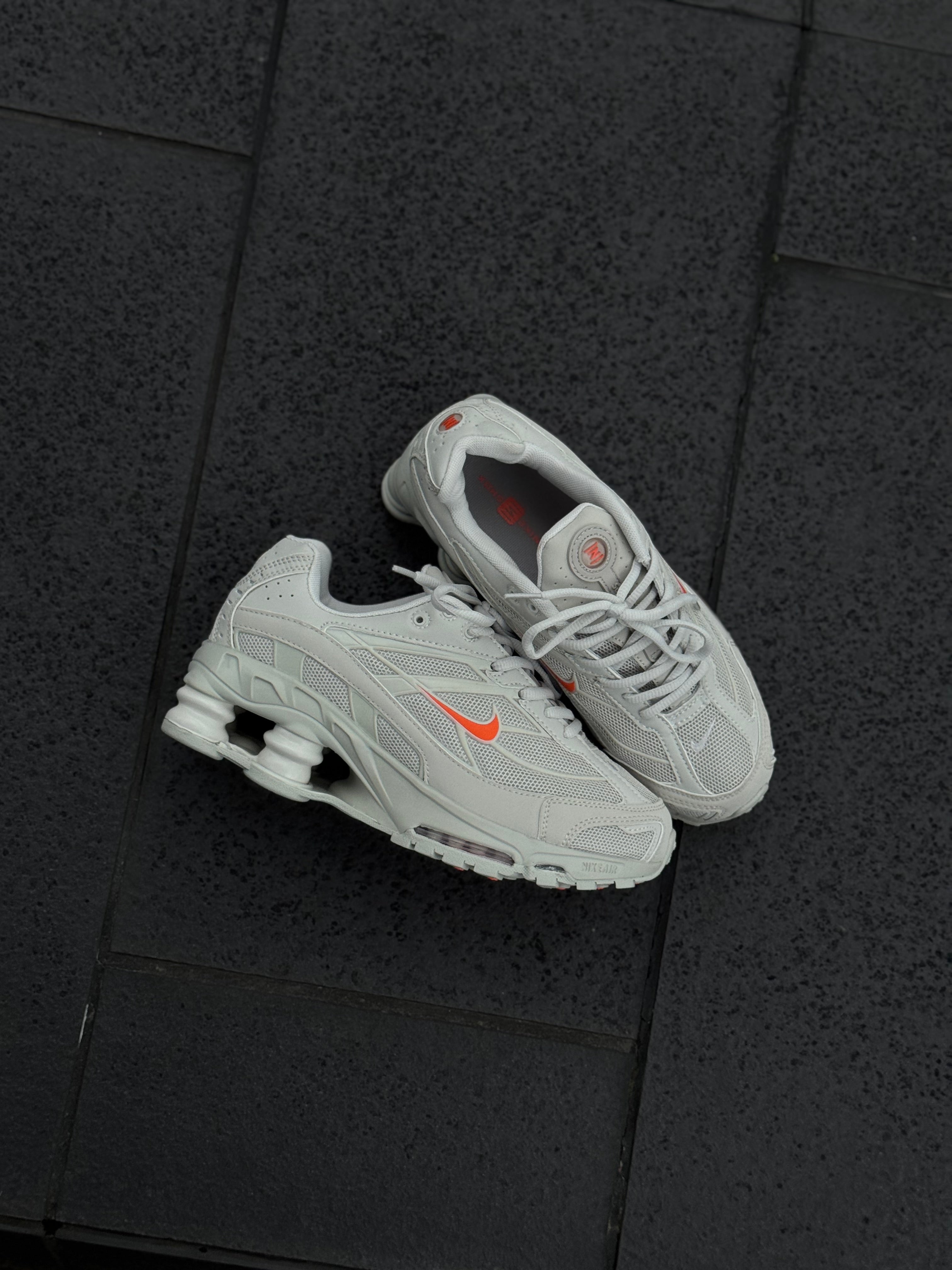 Nike Shox Ride 2 Light Bone and Turf Orange