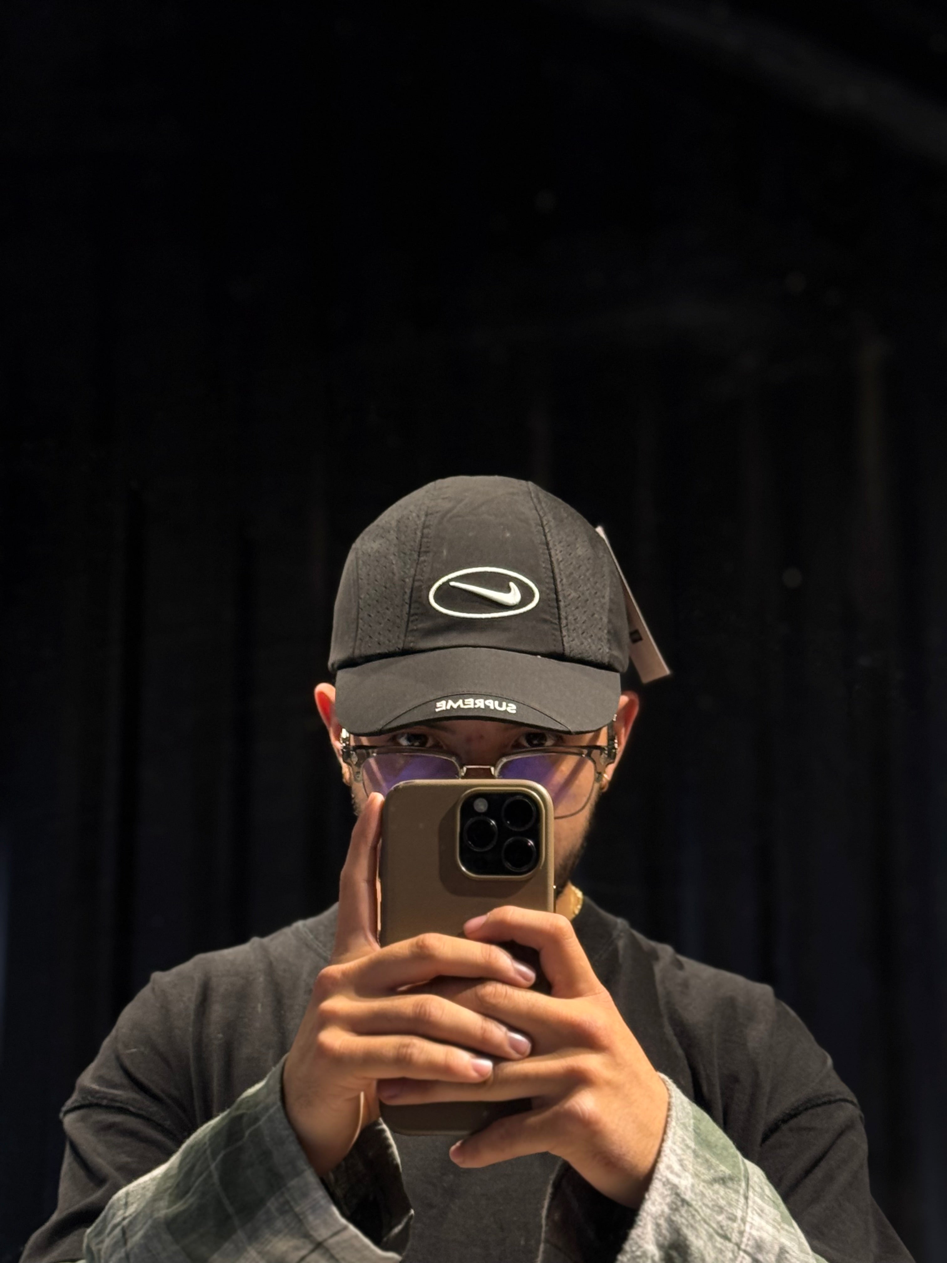 Supreme Nike Running Hat Black