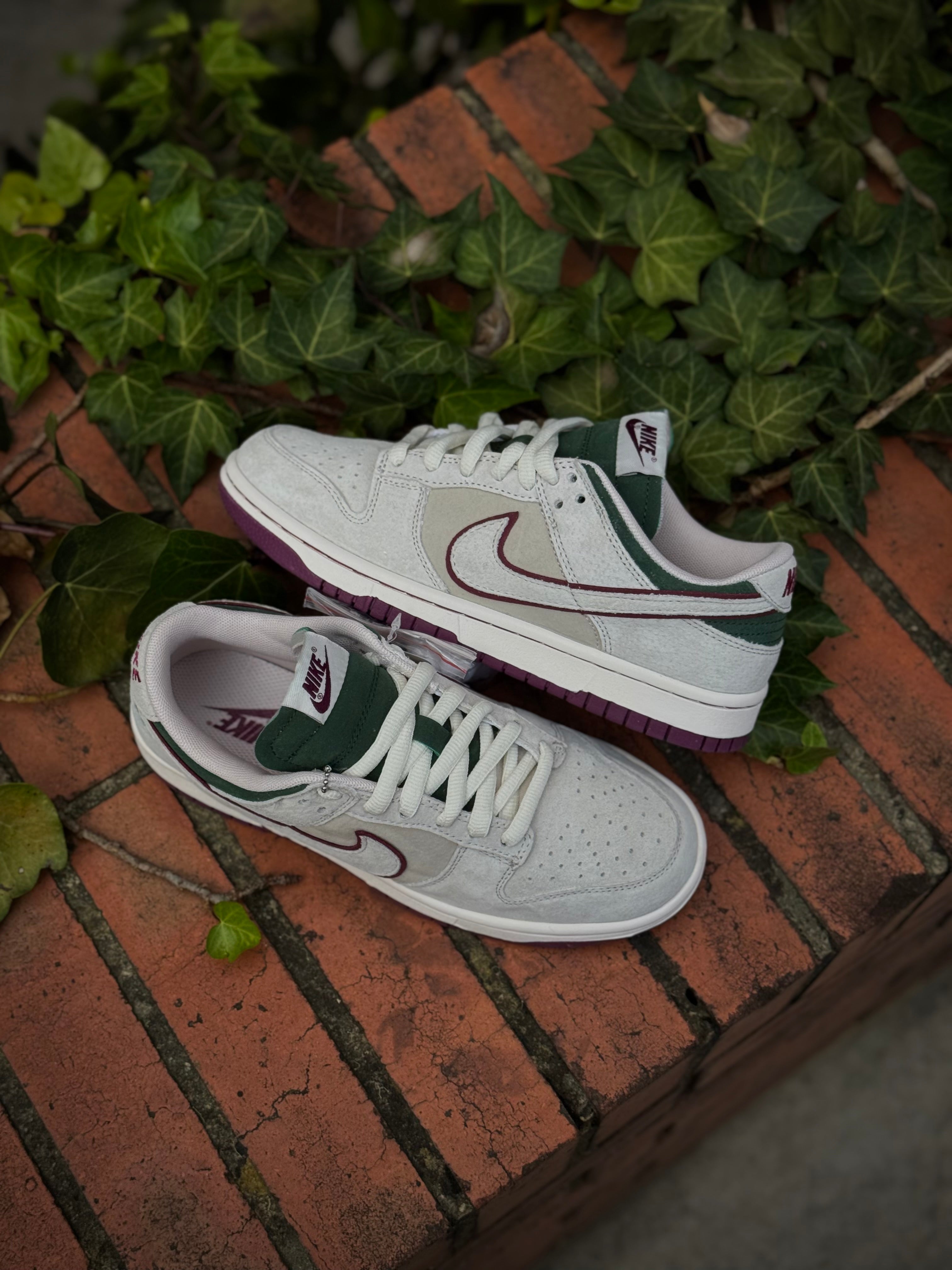Nike SB Dunk Low Otomo